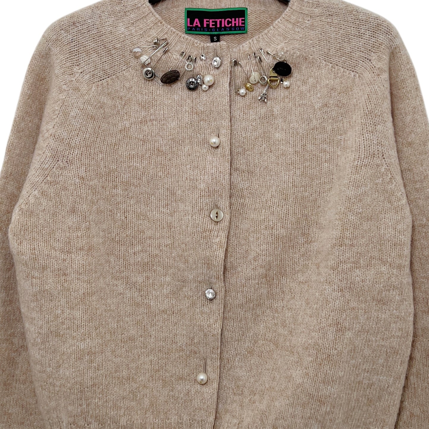 【LA FETICHE】Embellished Crew Neck Shetland Cardigan / oatmeal