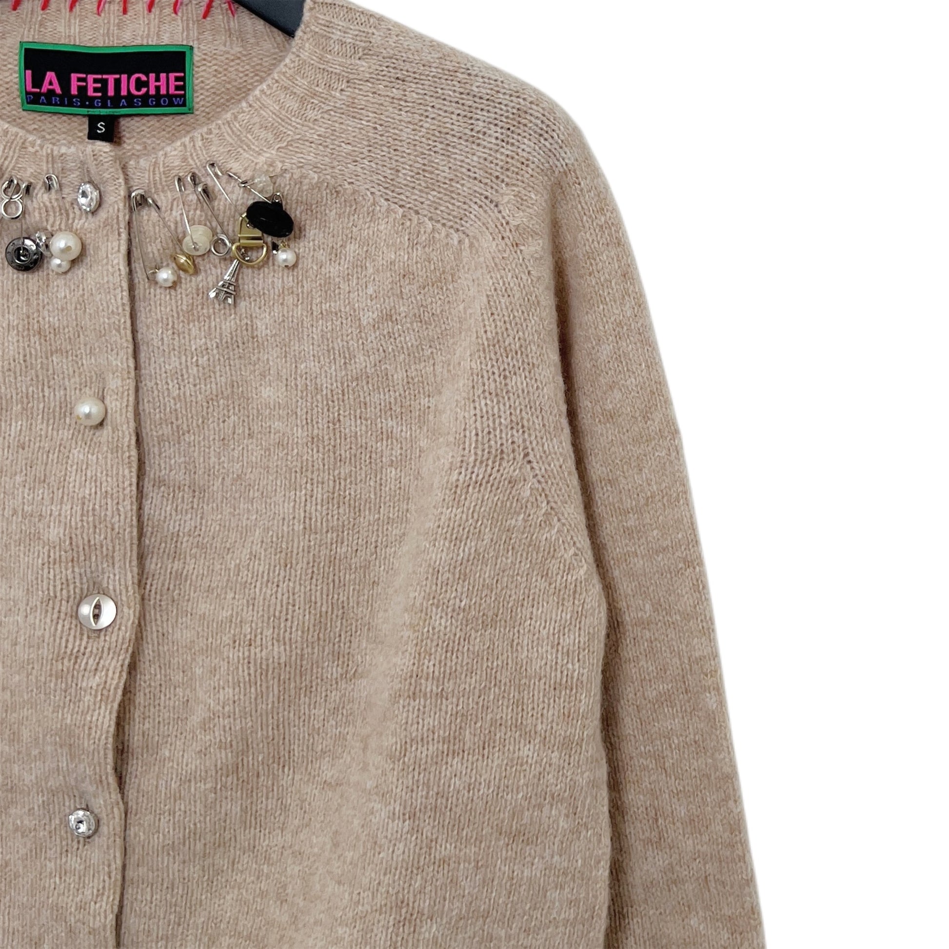 【LA FETICHE】Embellished Crew Neck Shetland Cardigan / oatmeal