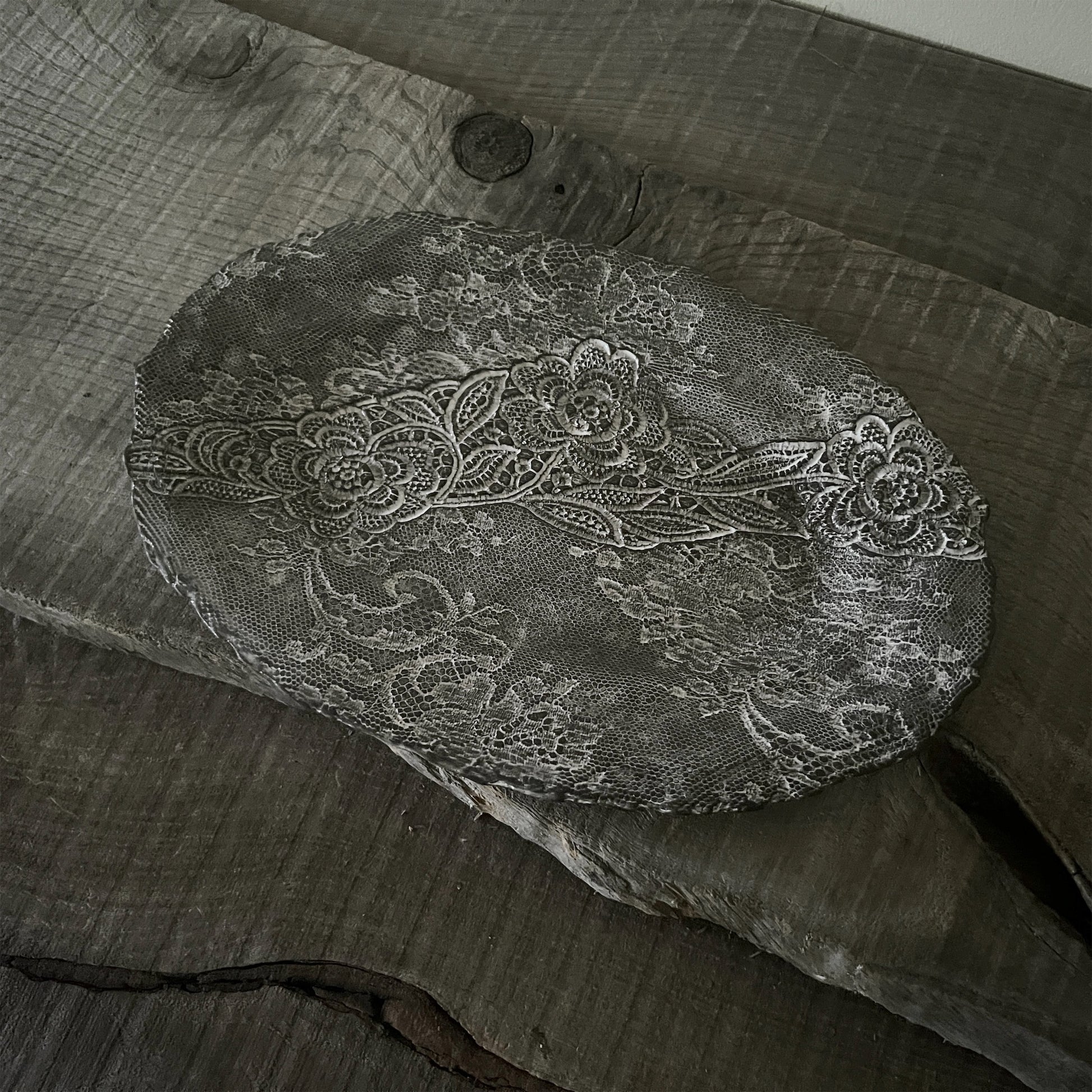 【 Valerie Casado】プレートL Fish Plates_Noir-1