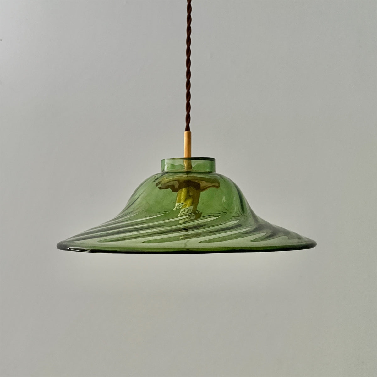 【La Soufflerie】ランプシェード Suspension Calotte Vert Fume