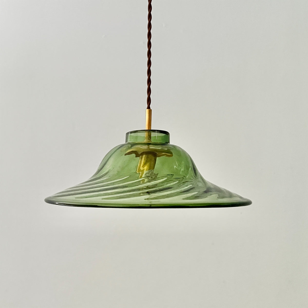 【La Soufflerie】ランプシェード Suspension Calotte Vert Fume