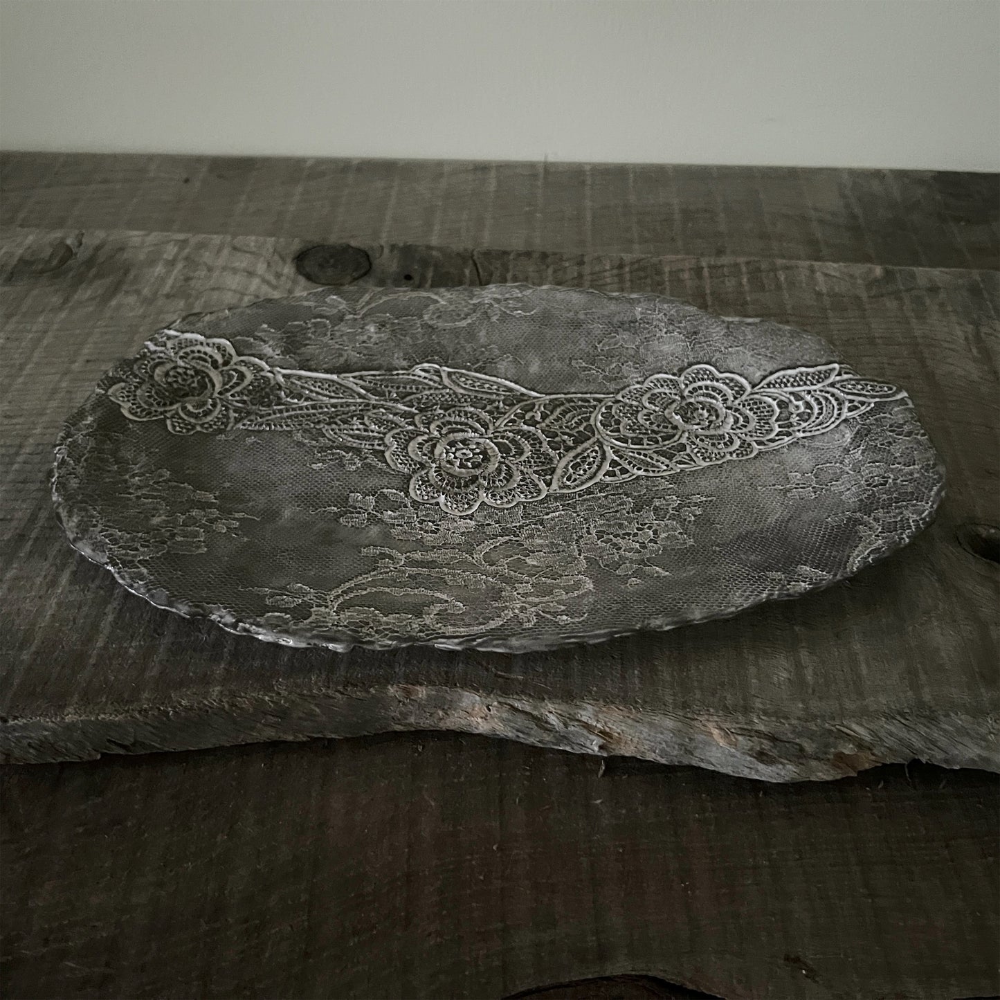 【 Valerie Casado】プレートL Fish Plates_Noir-2