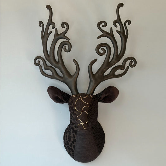 【都築まゆ美】Fabric trophy Interior textile - black