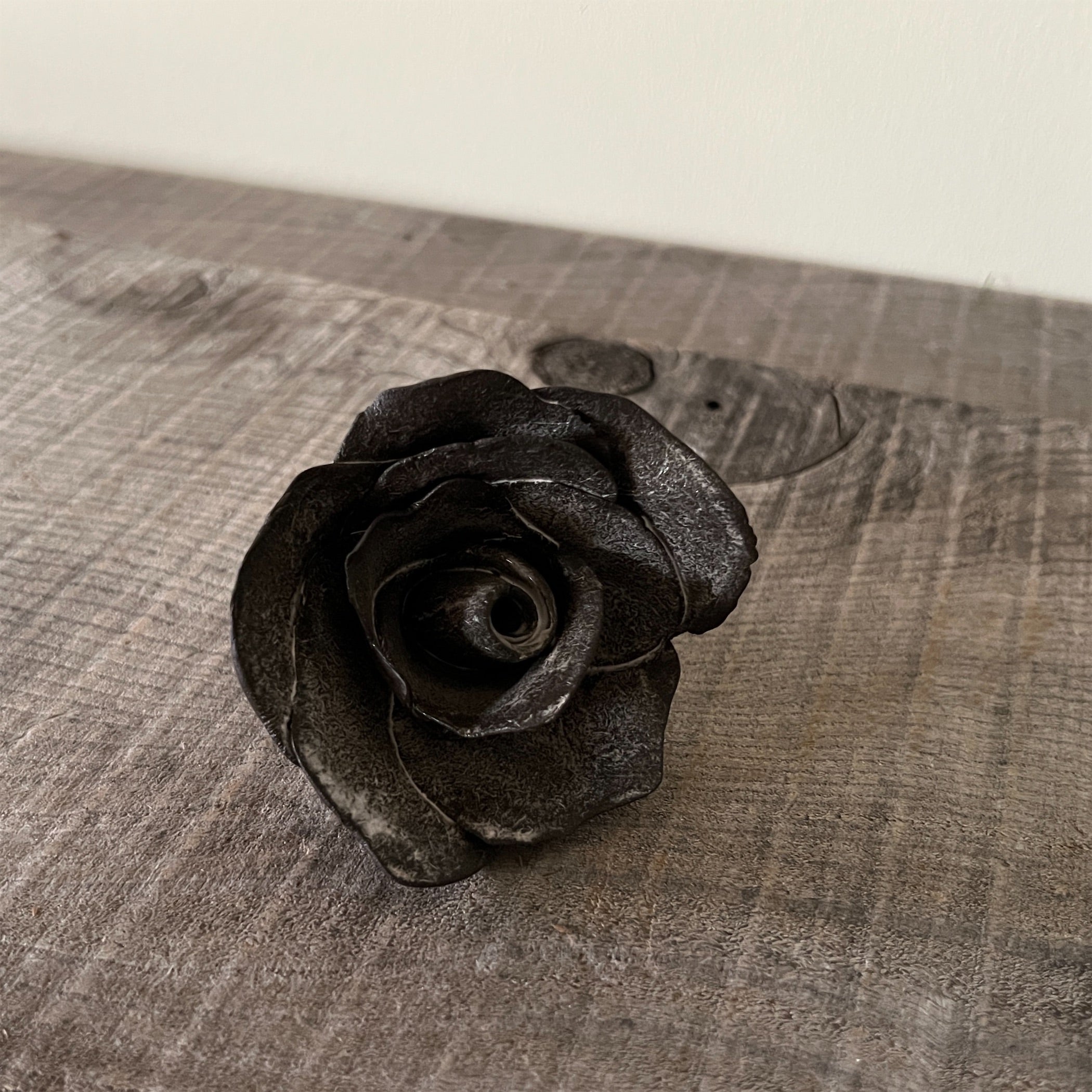 Valerie Casado】オブジェ Roses_Noir-3 | フィールシーン