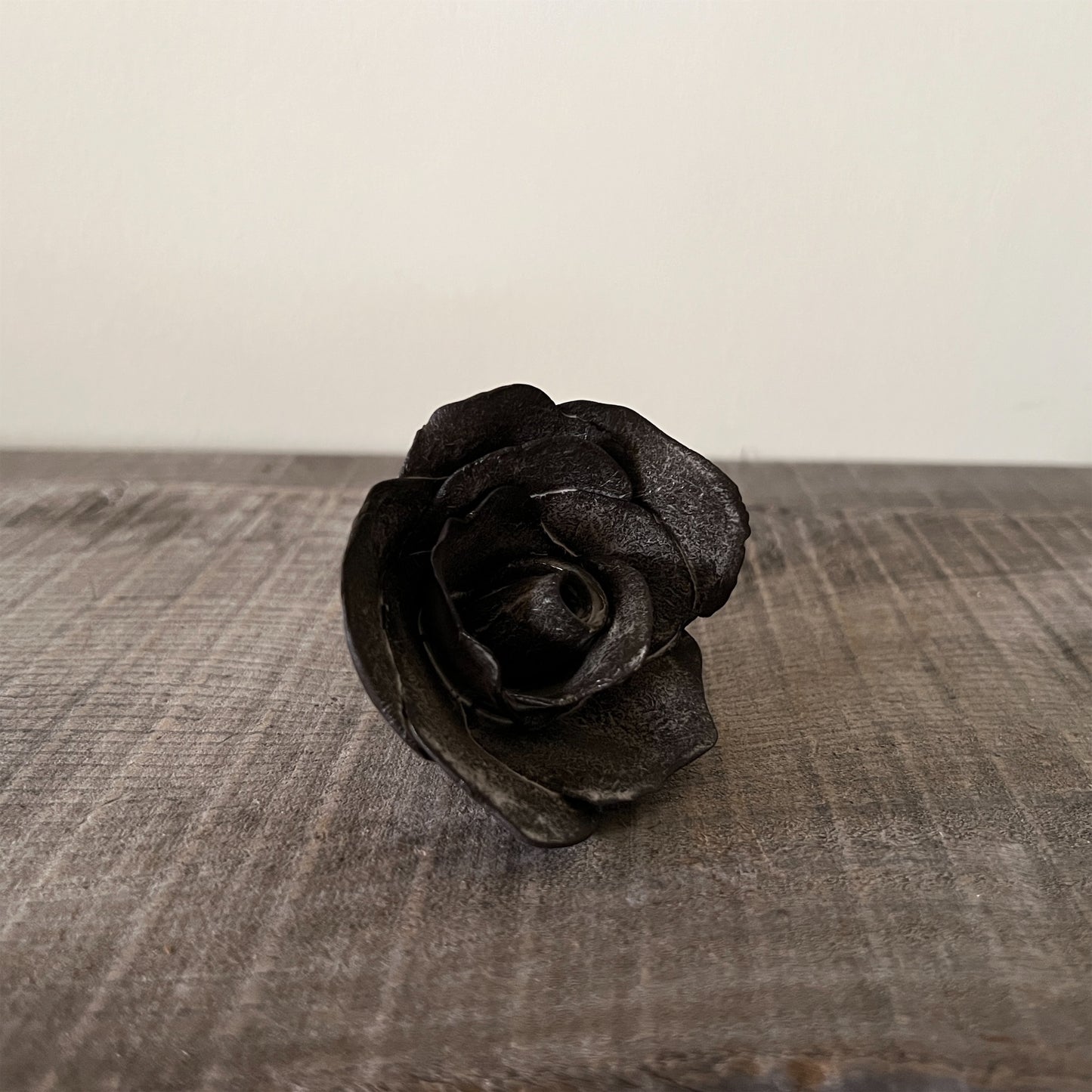 【 Valerie Casado】オブジェ Roses_Noir-3