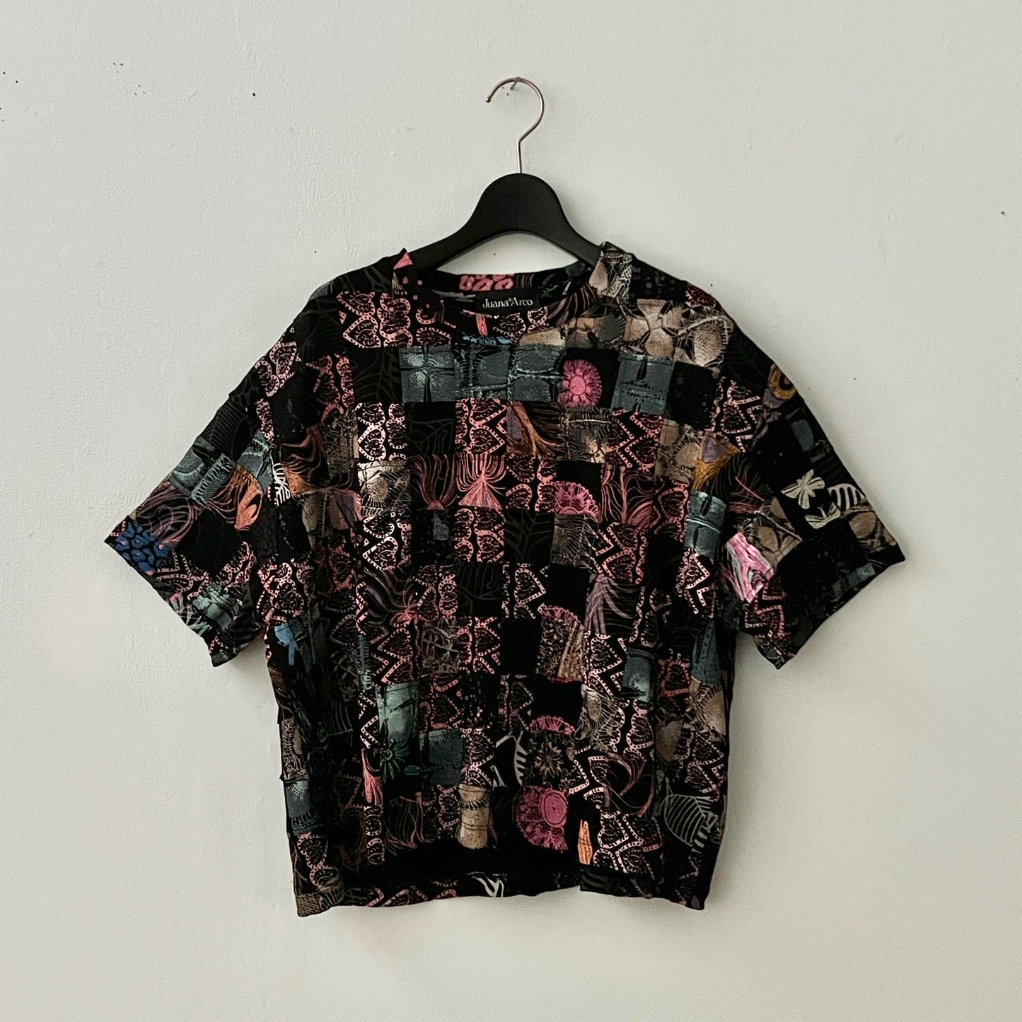 【Juana de Arco】FELIZ T SHIRT  26_1