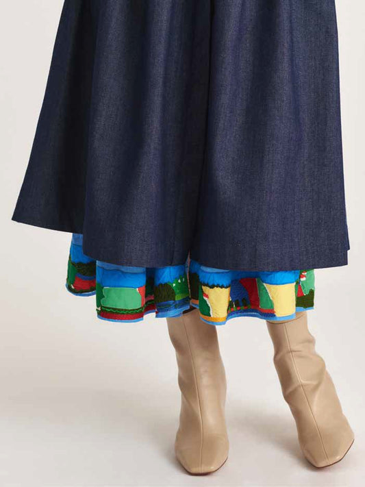 【Mii Collection】HAND EMBROIDERED DENIM SKIRT