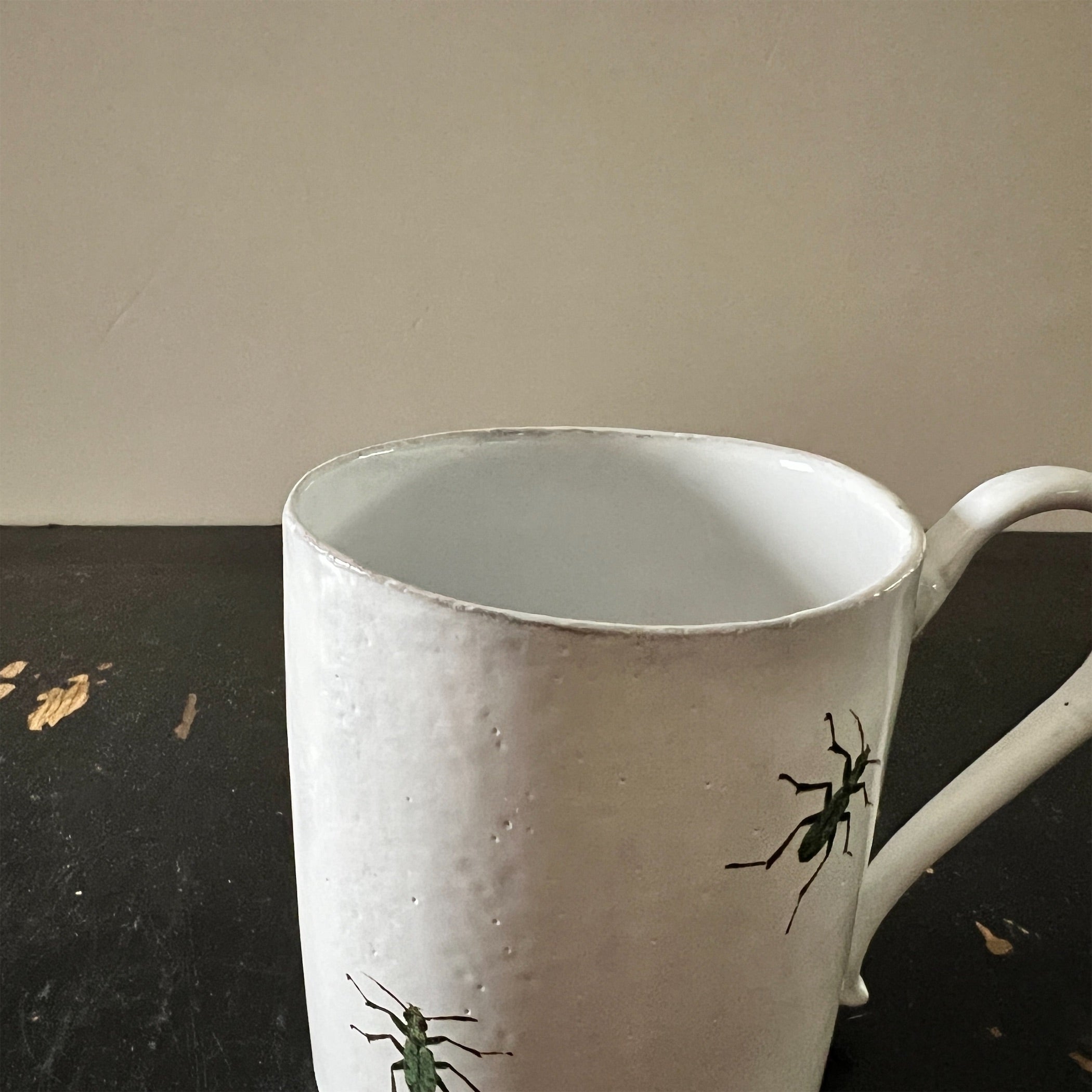 Astier de Villatte】2 Beetles マグ | フィールシーン / FEEL SEEN
