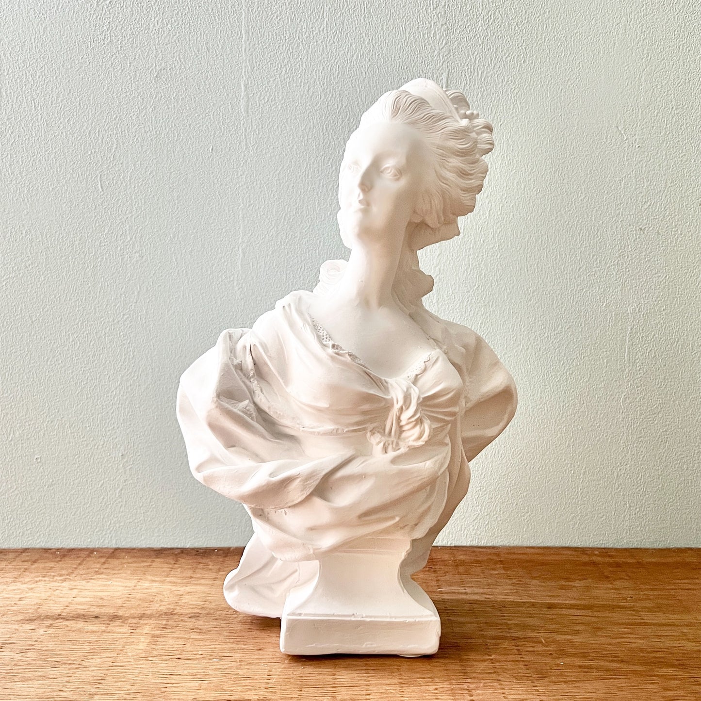 【matsunoichi】石膏作りのマリーアントワネット立体 2