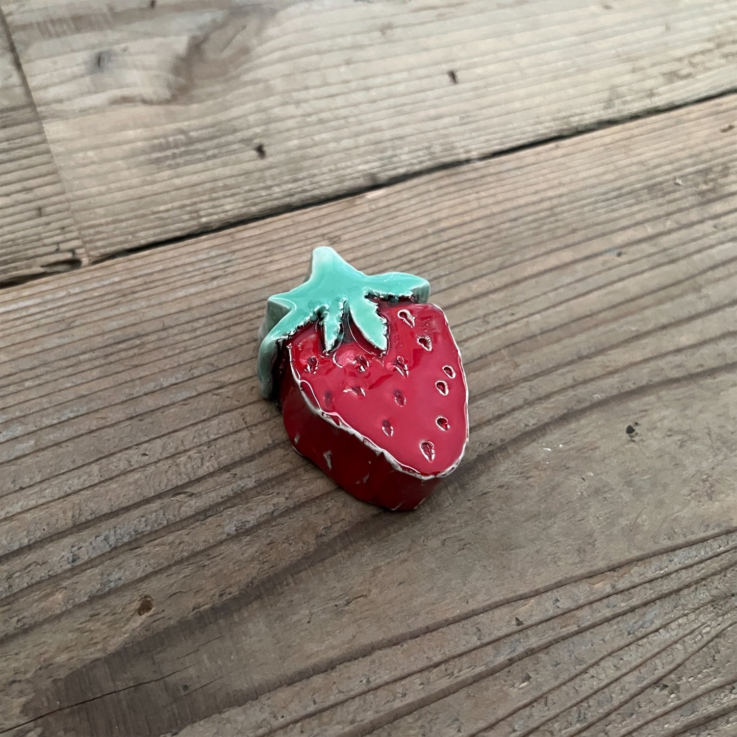 【MV% ceramics design】STRAWBERRY