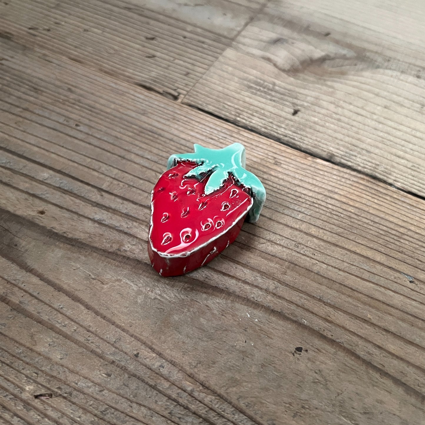 【MV% ceramics design】STRAWBERRY