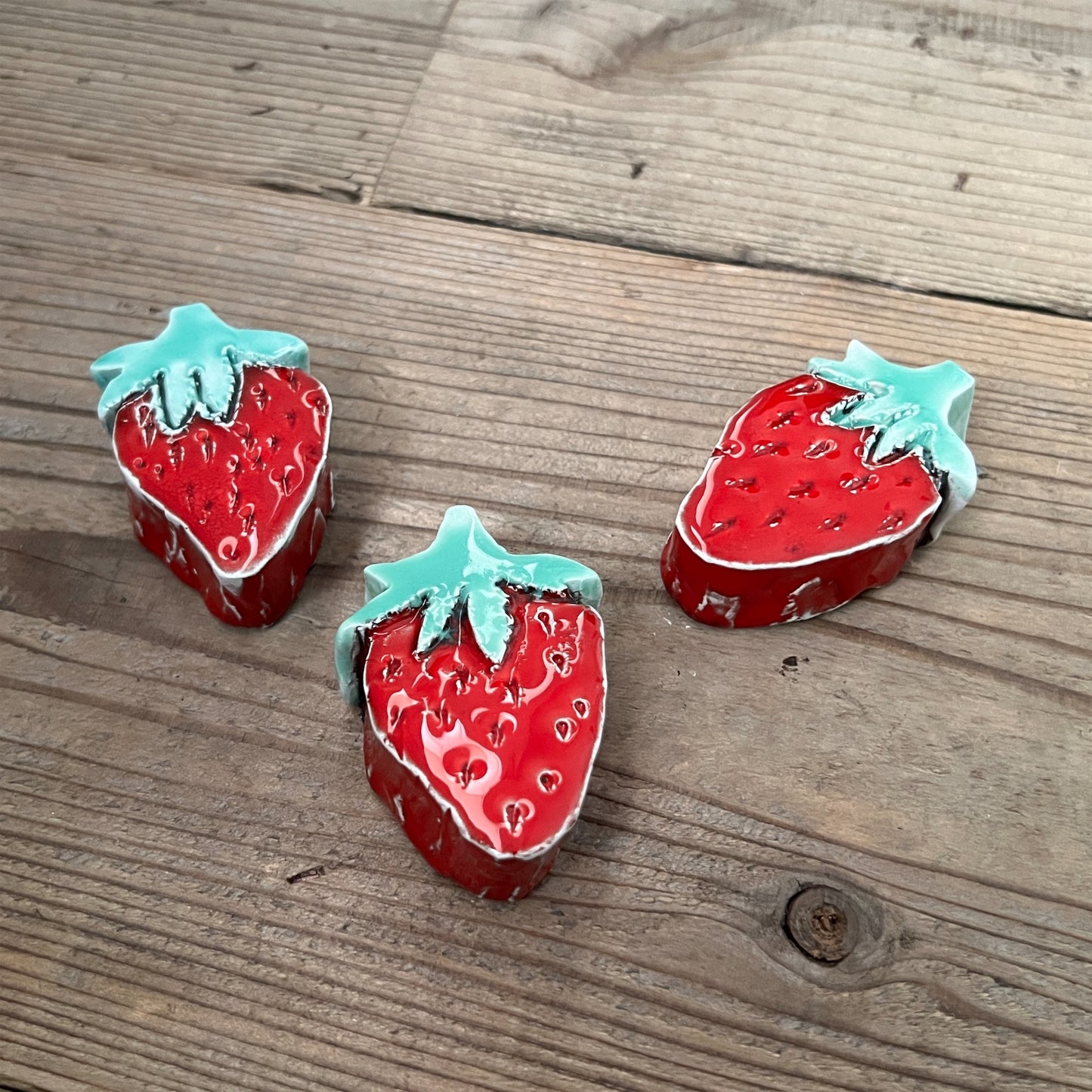 【MV% ceramics design】STRAWBERRY