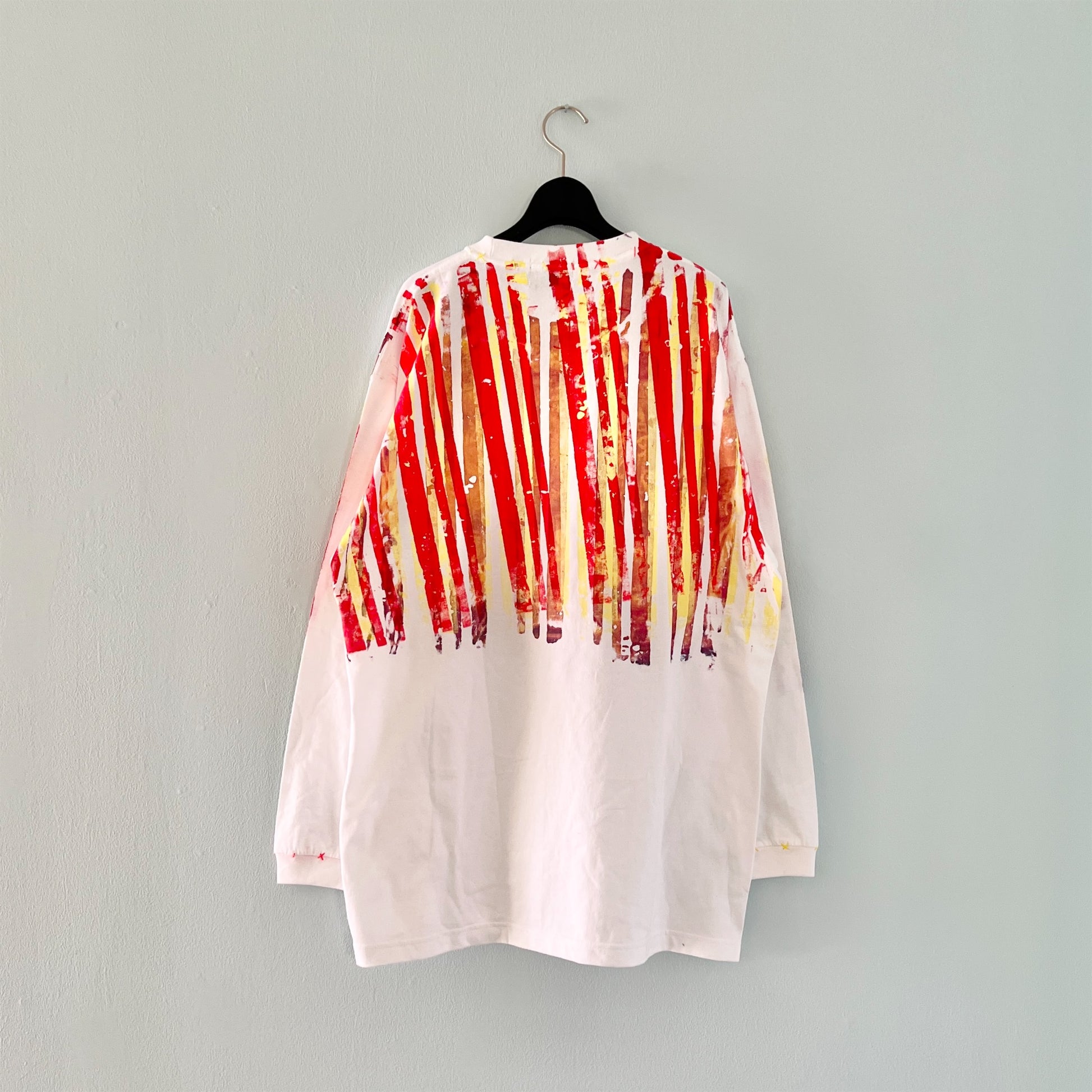 【nisai】カトマンズ刺繍と花のパッチワークと手刷りシルクスクリーンのロンT R044