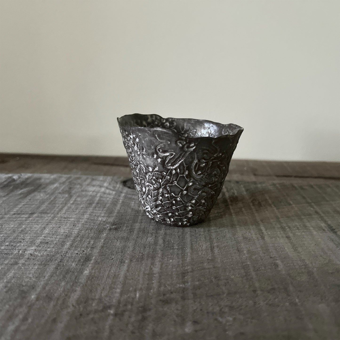 【Valerie Casado】マグカップMug Medium_Noir-1