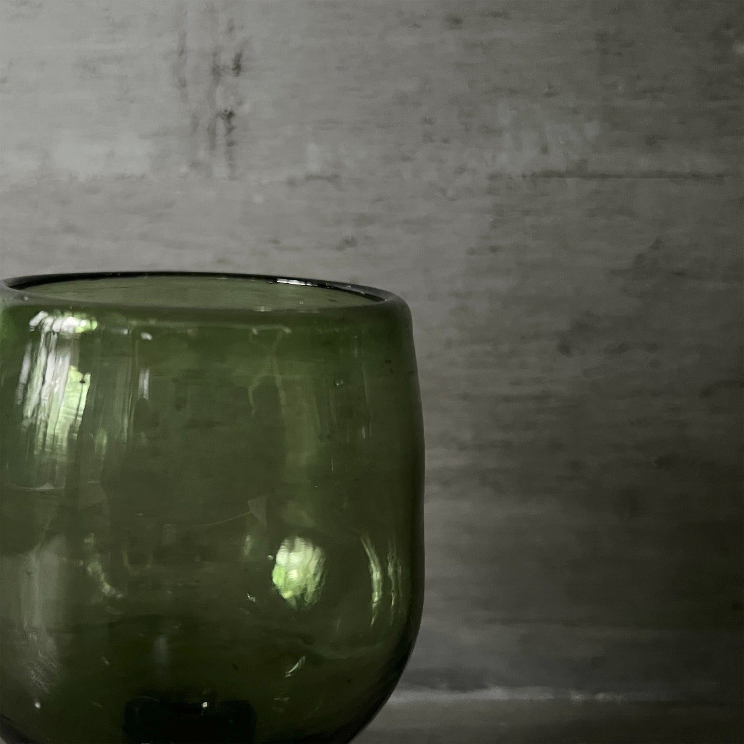 【La Soufflerie】グラス Red Wine Glass Vert Fume