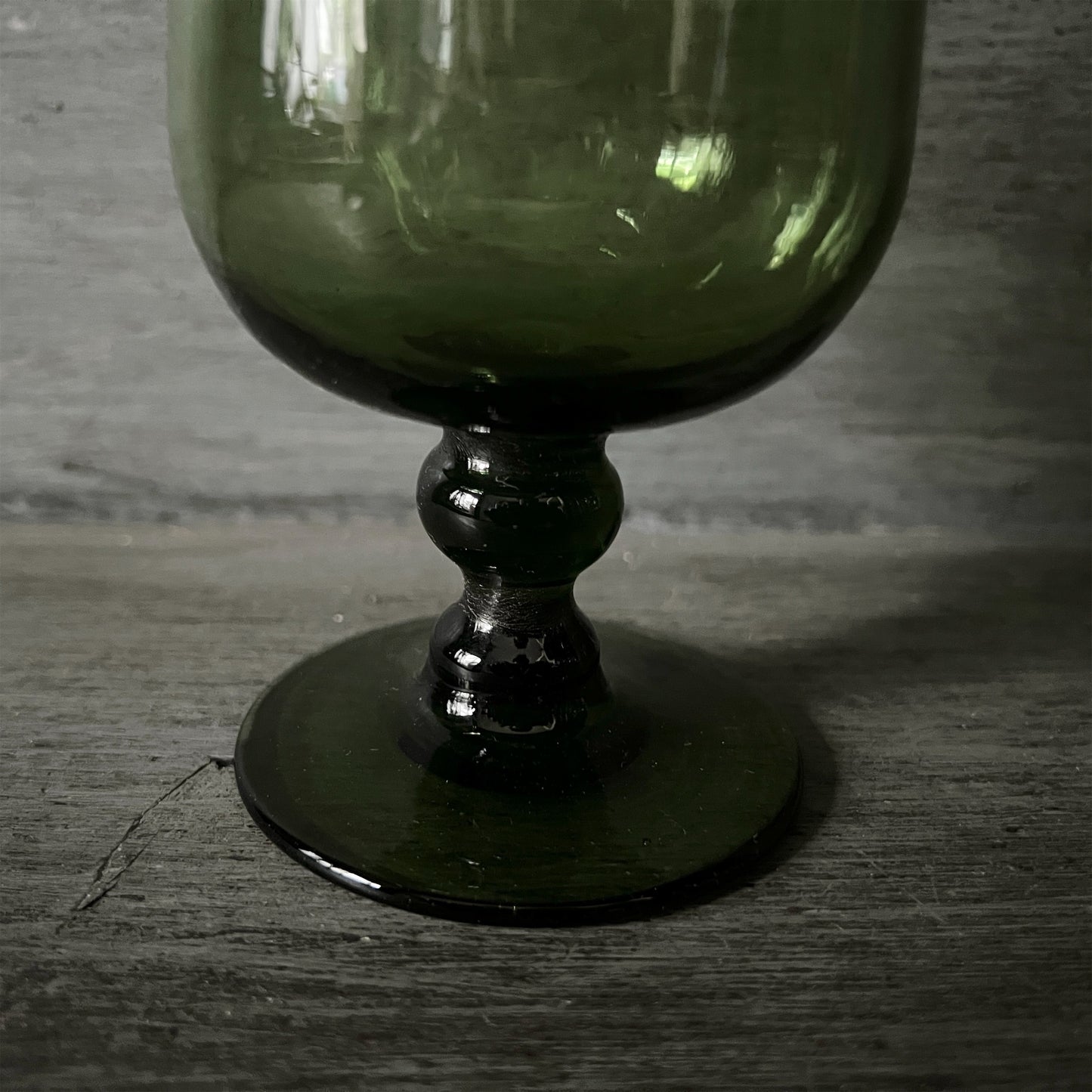 【La Soufflerie】グラス Red Wine Glass Vert Fume