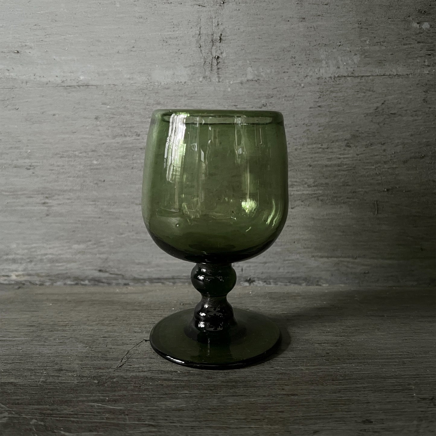 【La Soufflerie】グラス Red Wine Glass Vert Fume