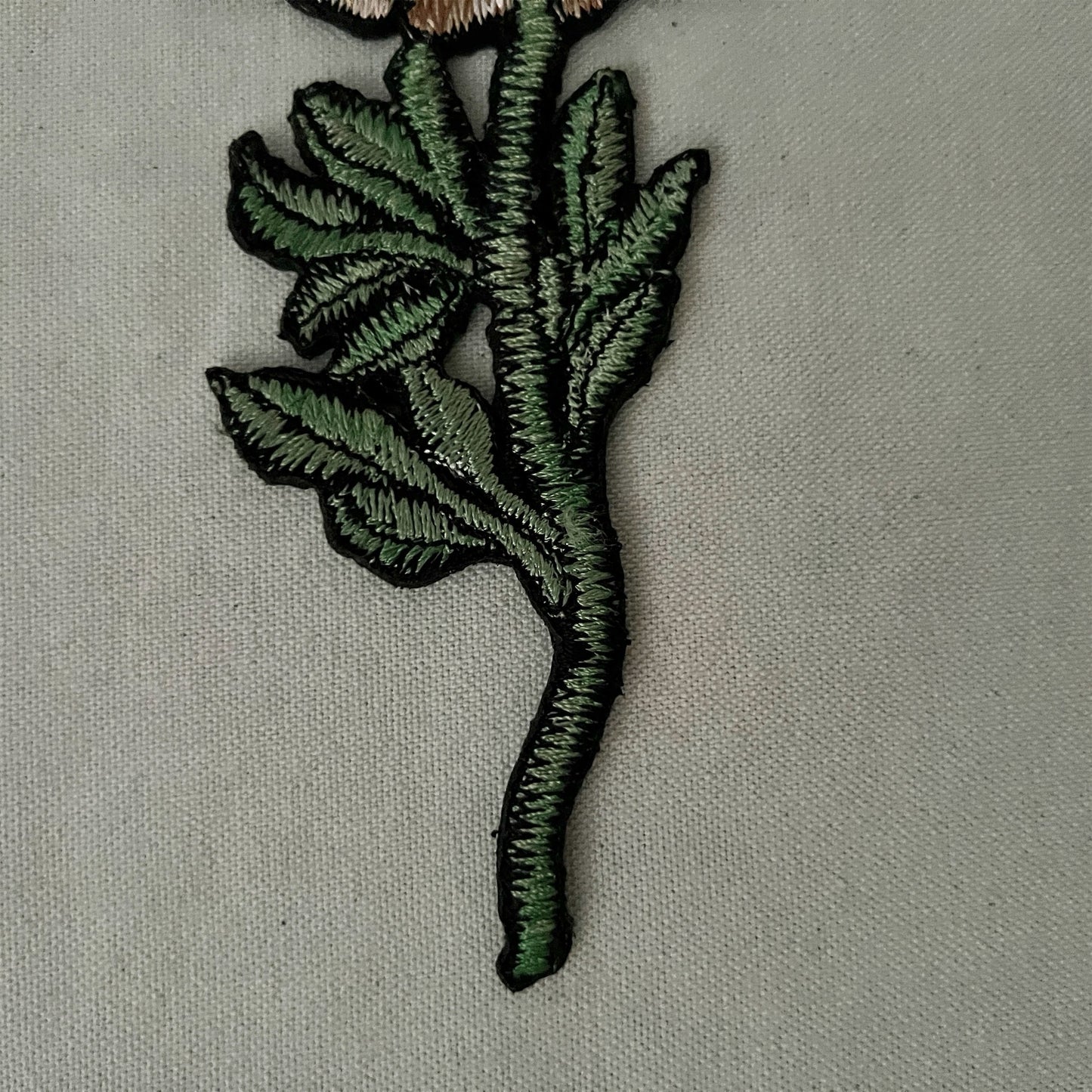 【ma.macaron】ベージュの花  B