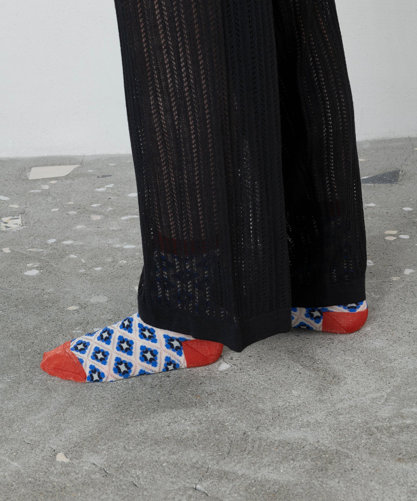 【TRICOTE】SHEER MOSAIC TILE PATTERN SOCKS