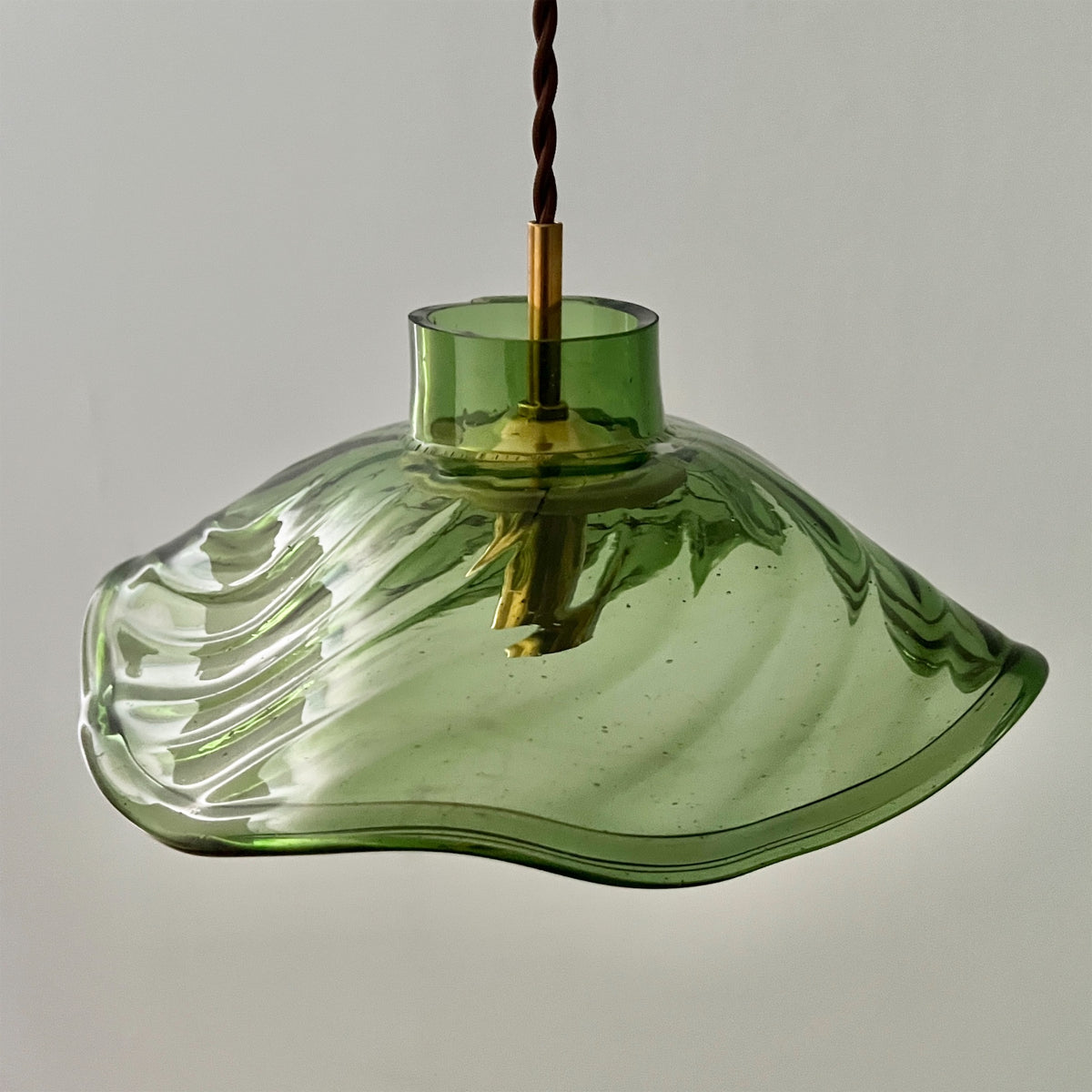 【La Soufflerie】ランプシェード Suspension Fleur Vert Fume