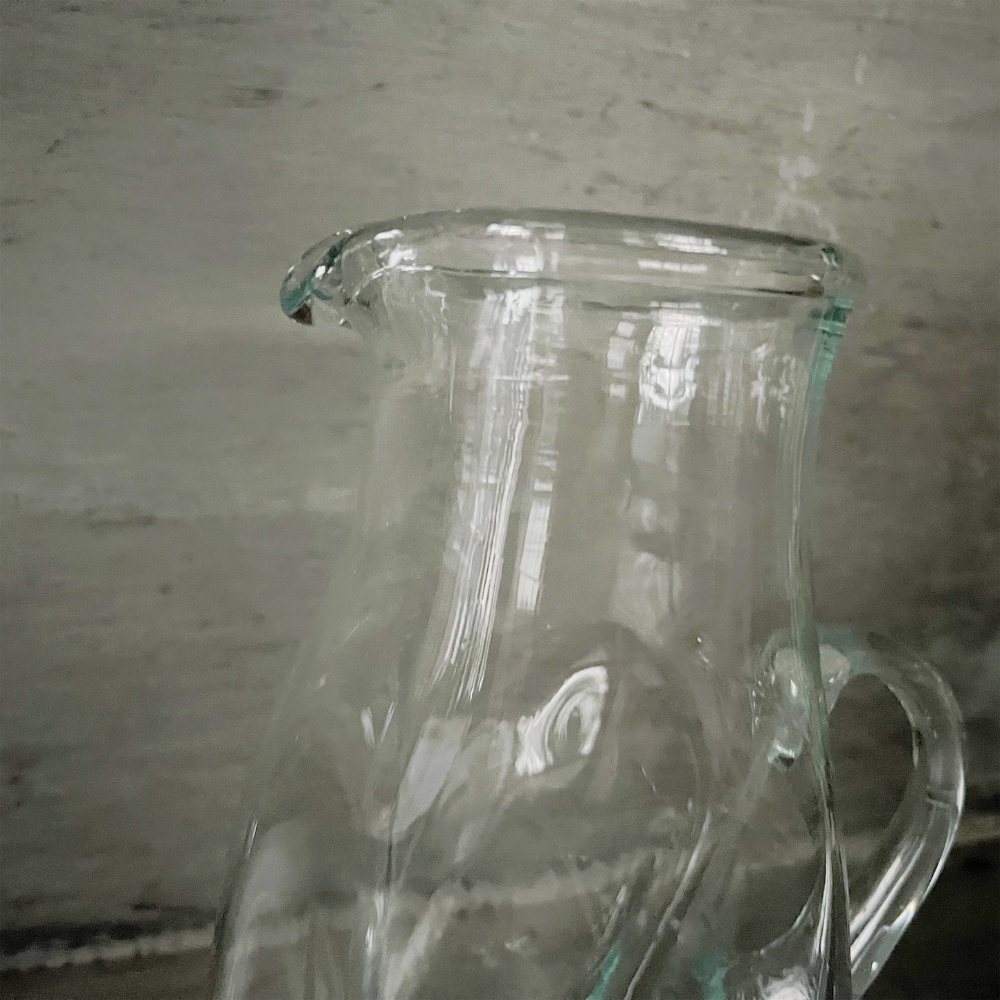 【La Soufflerie】グラスウエア Pichet Twirly