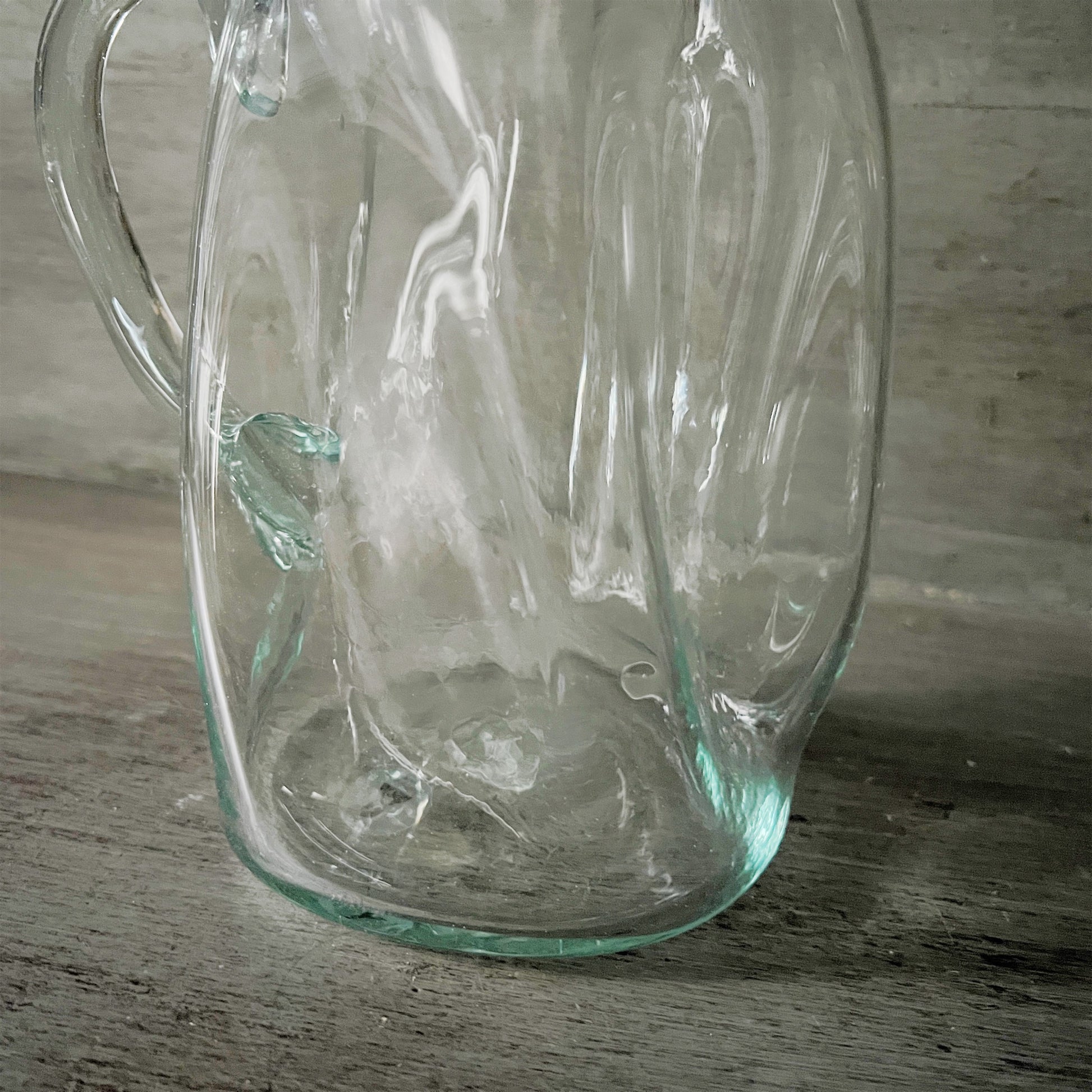 【La Soufflerie】グラスウエア Pichet Twirly