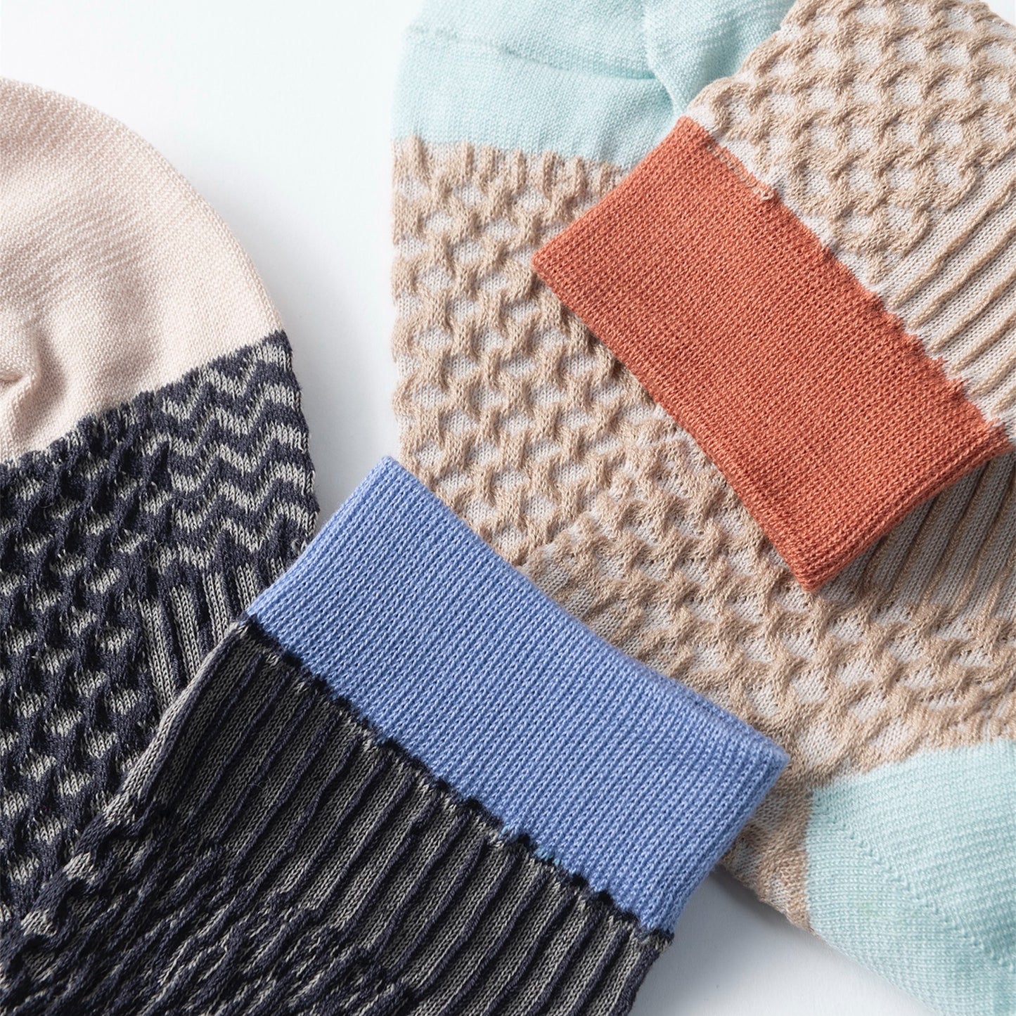 【TRICOTE】 BUMPY PATCHWORK SOCKS