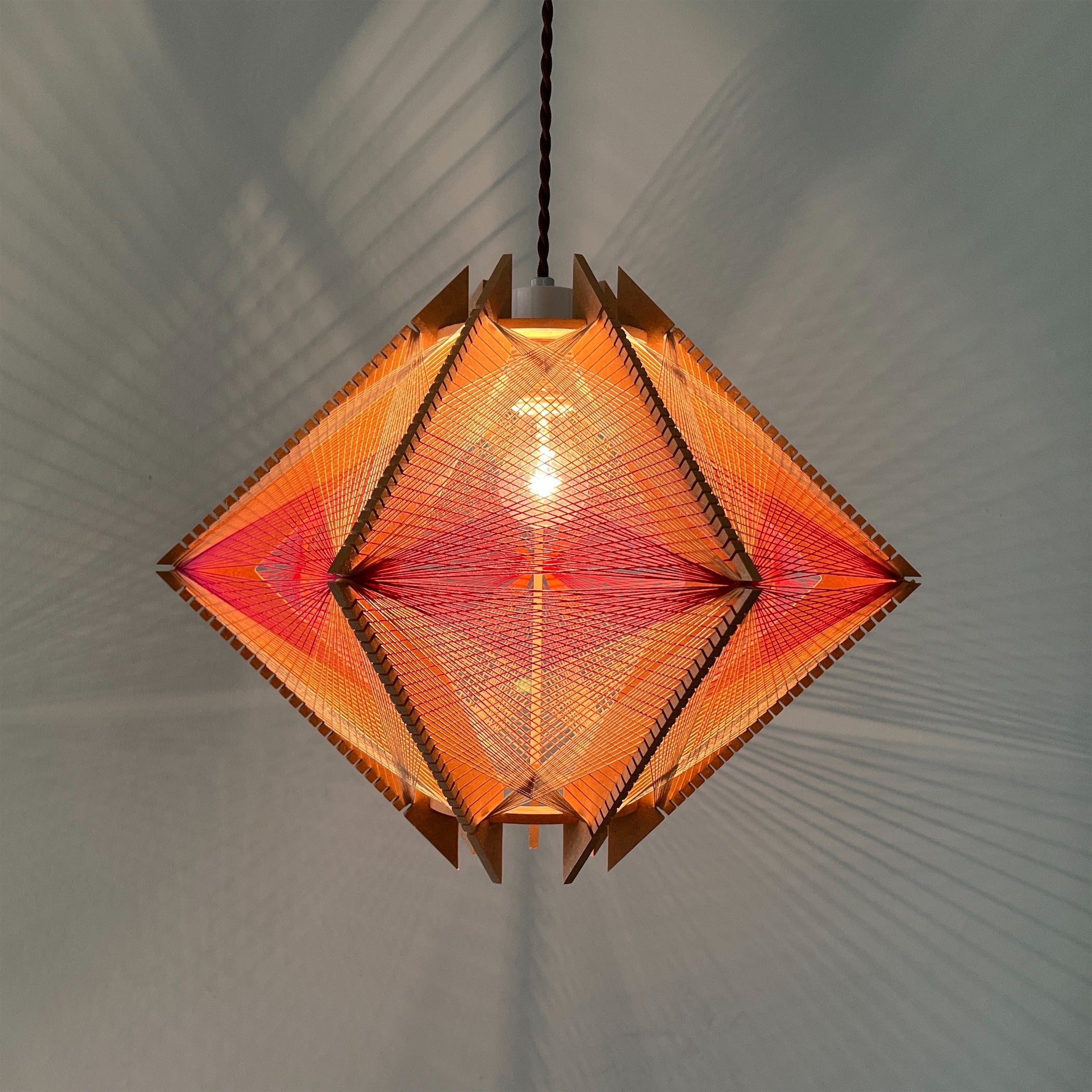 FURNITURE/LIGHTING – FEELSEEN