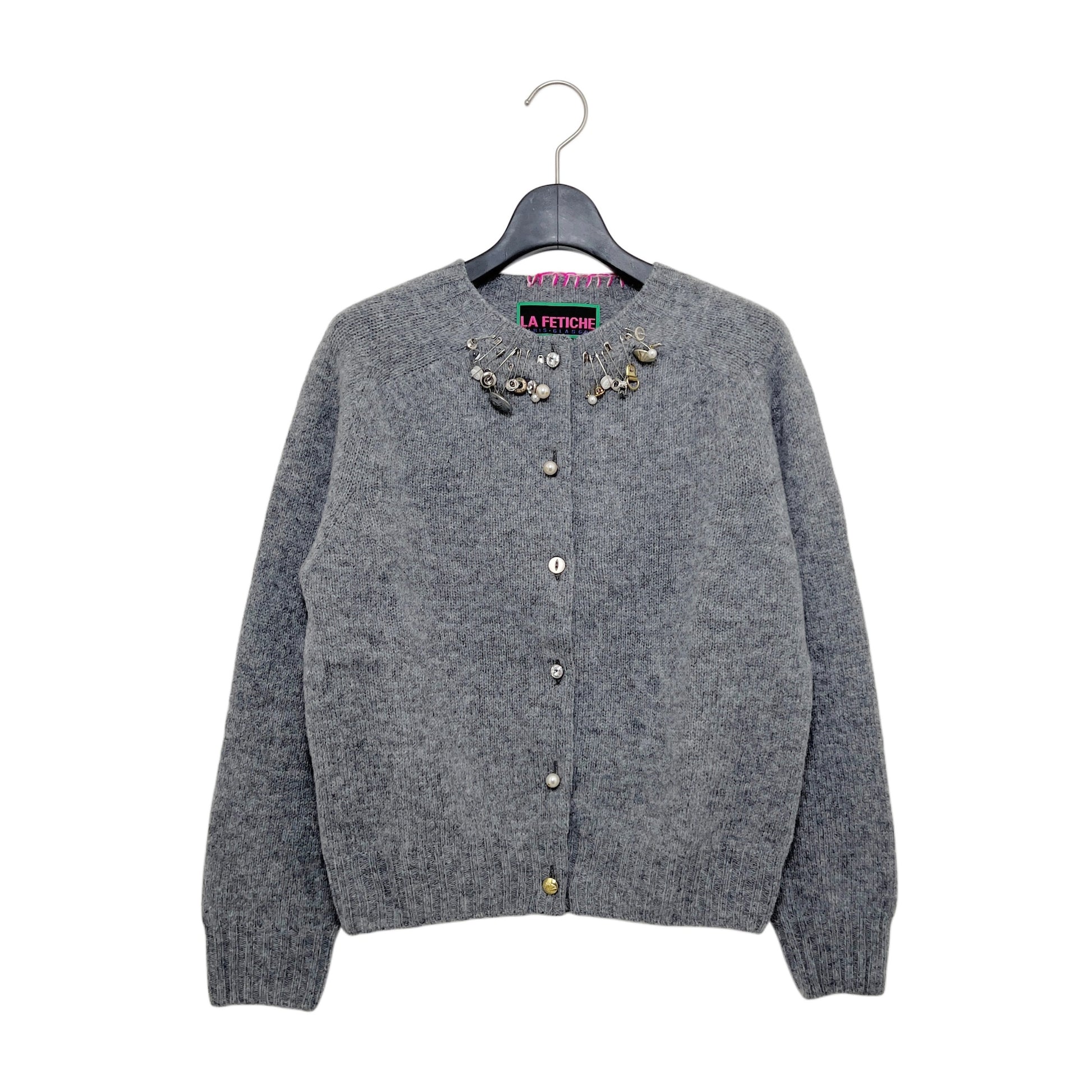【LA FETICHE】Embellished Crew Neck Shetland Cardigan / grey