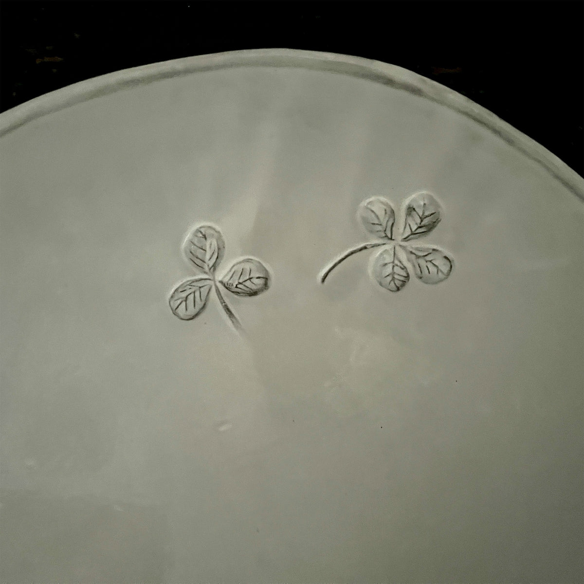 【Astier de Villatte】Large Trefles Dinner Plate
