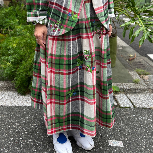 【Mii Collection】Hand Embroited Long Skirt #18