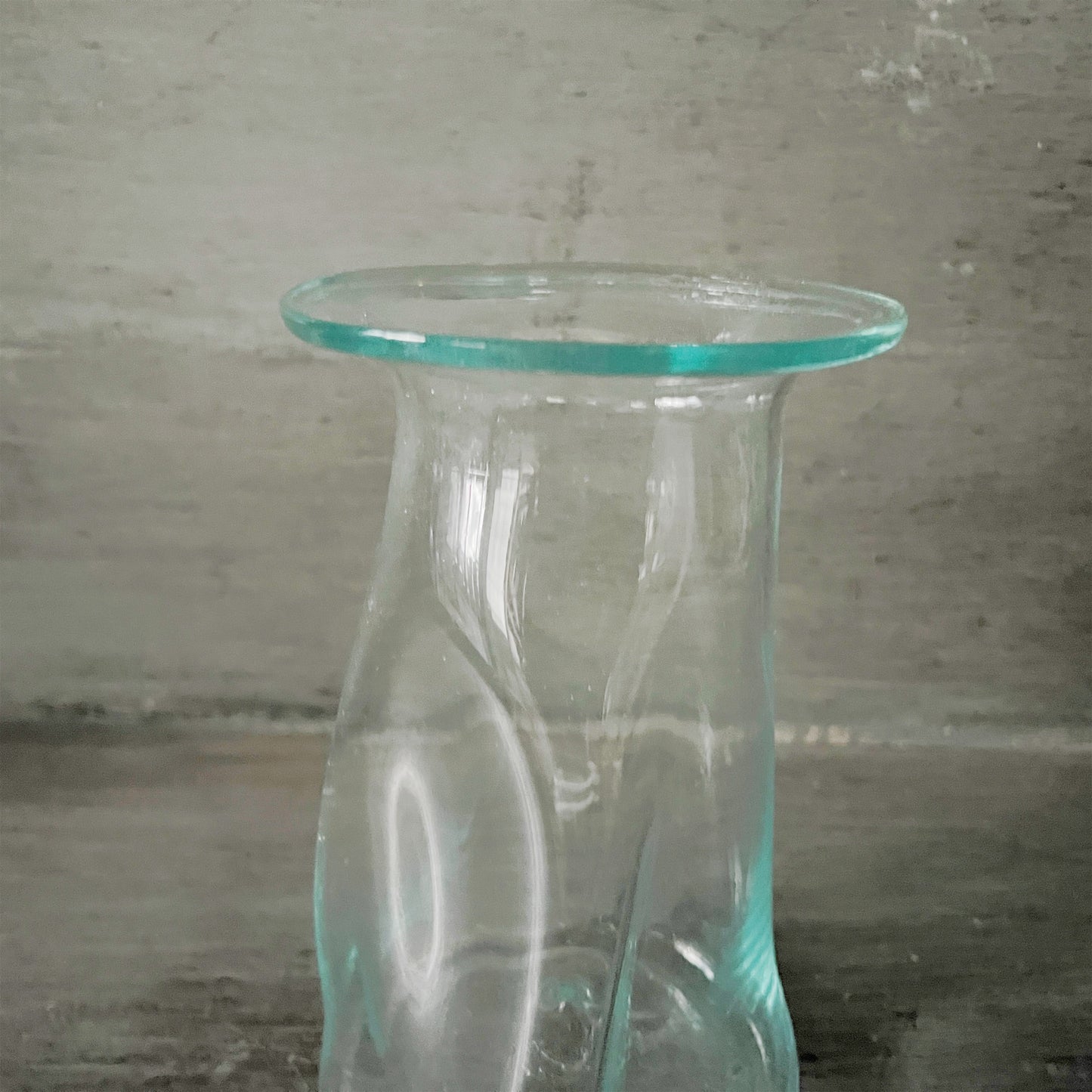 【La Soufflerie】グラスウエア Vase Twirly