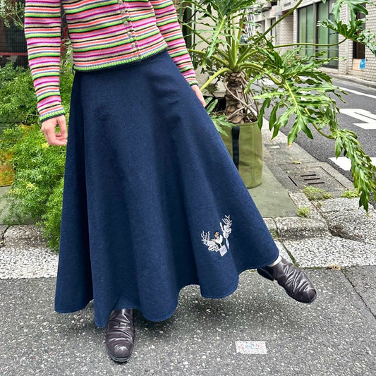【Mii Collection】Hand Embroidered Denim Lomg Skirt #106