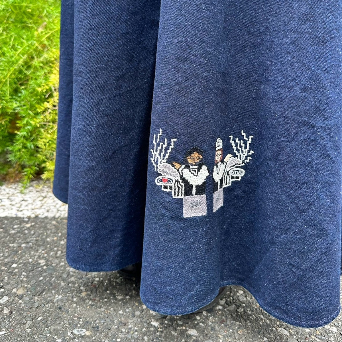 【Mii Collection】Hand Embroidered Denim Lomg Skirt #106