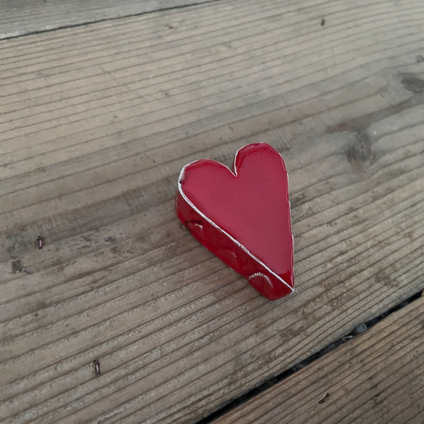 【MV% ceramics design】MEDIUM RED HEART