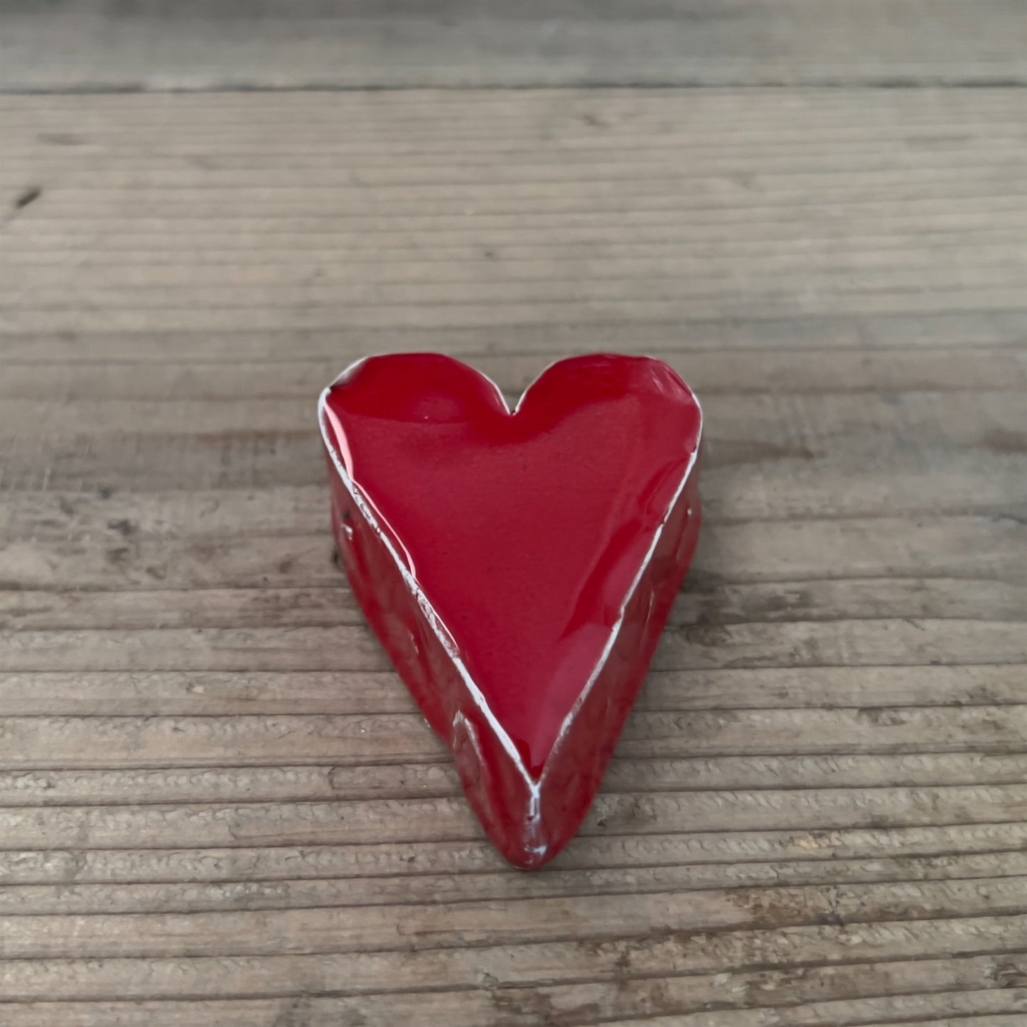 【MV% ceramics design】MEDIUM RED HEART