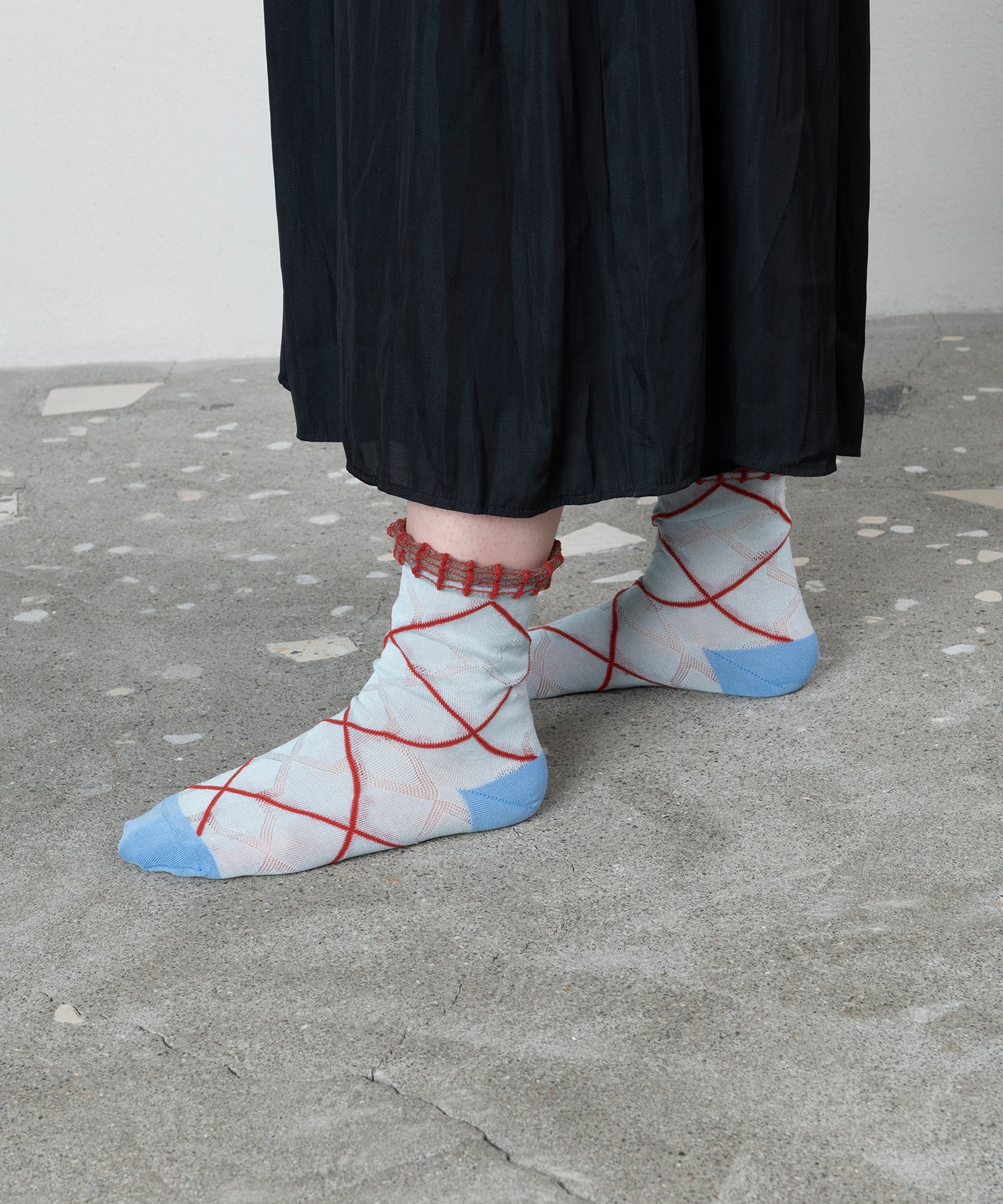 【TRICOTE】CROSS PLAID SOCKS