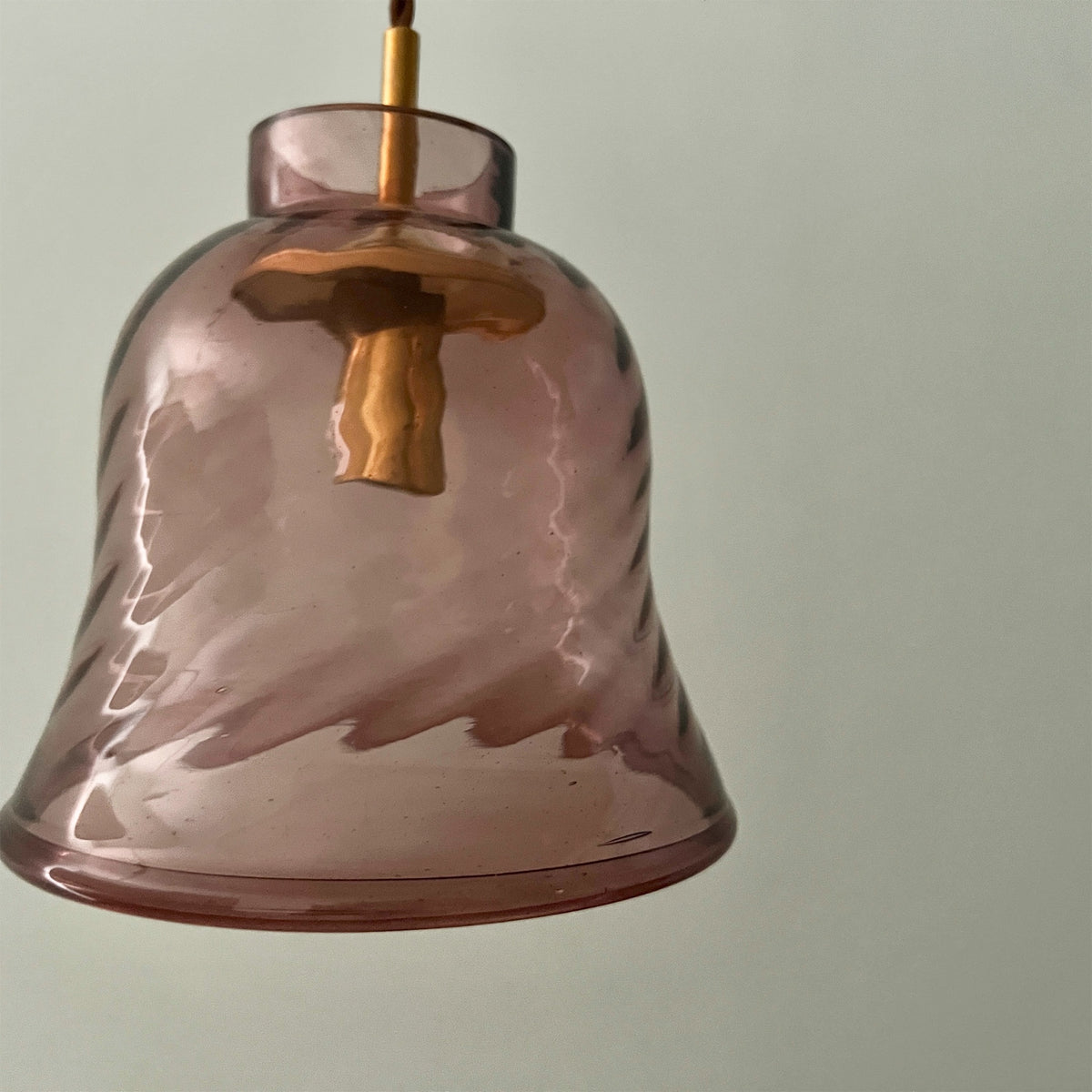 【La Soufflerie】ランプシェード Suspension Dome Framboise