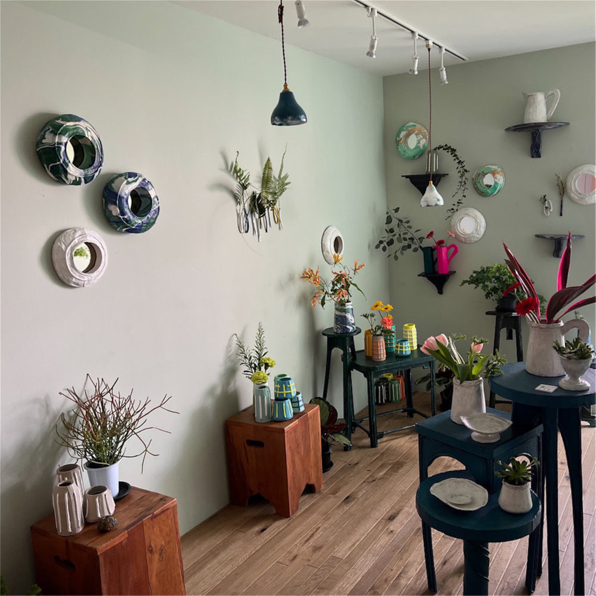 【美しい窓辺】ウォールデコ S 25 7