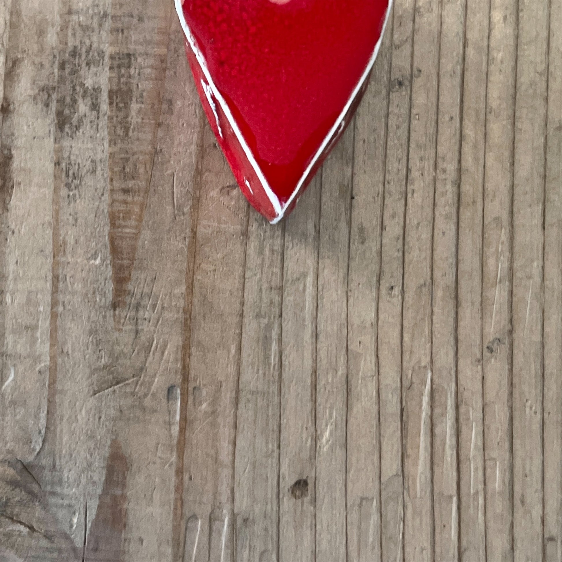 【MV% ceramics design】Small Red Heart