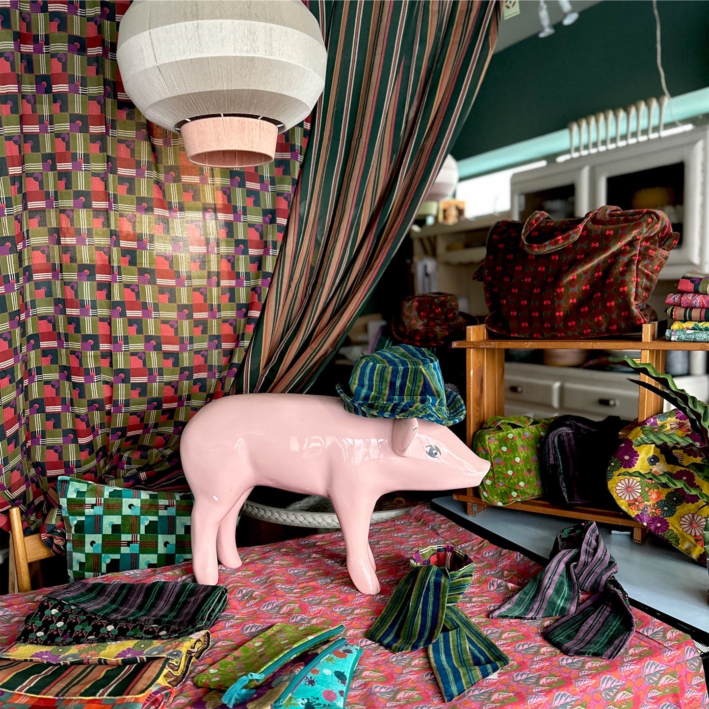 【Les Touristes】ベルベットカーテン MELLOW BLACK