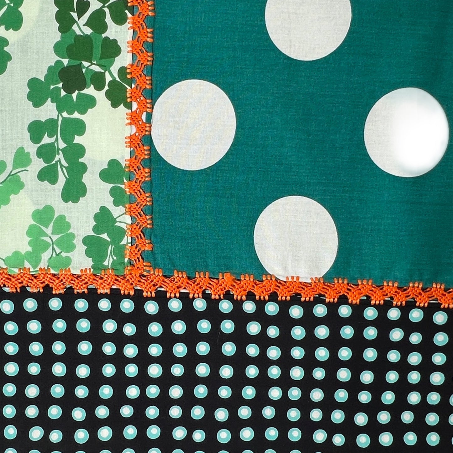 【Leo Atlante】刺繍パッチワークテーブルクロス_dots green