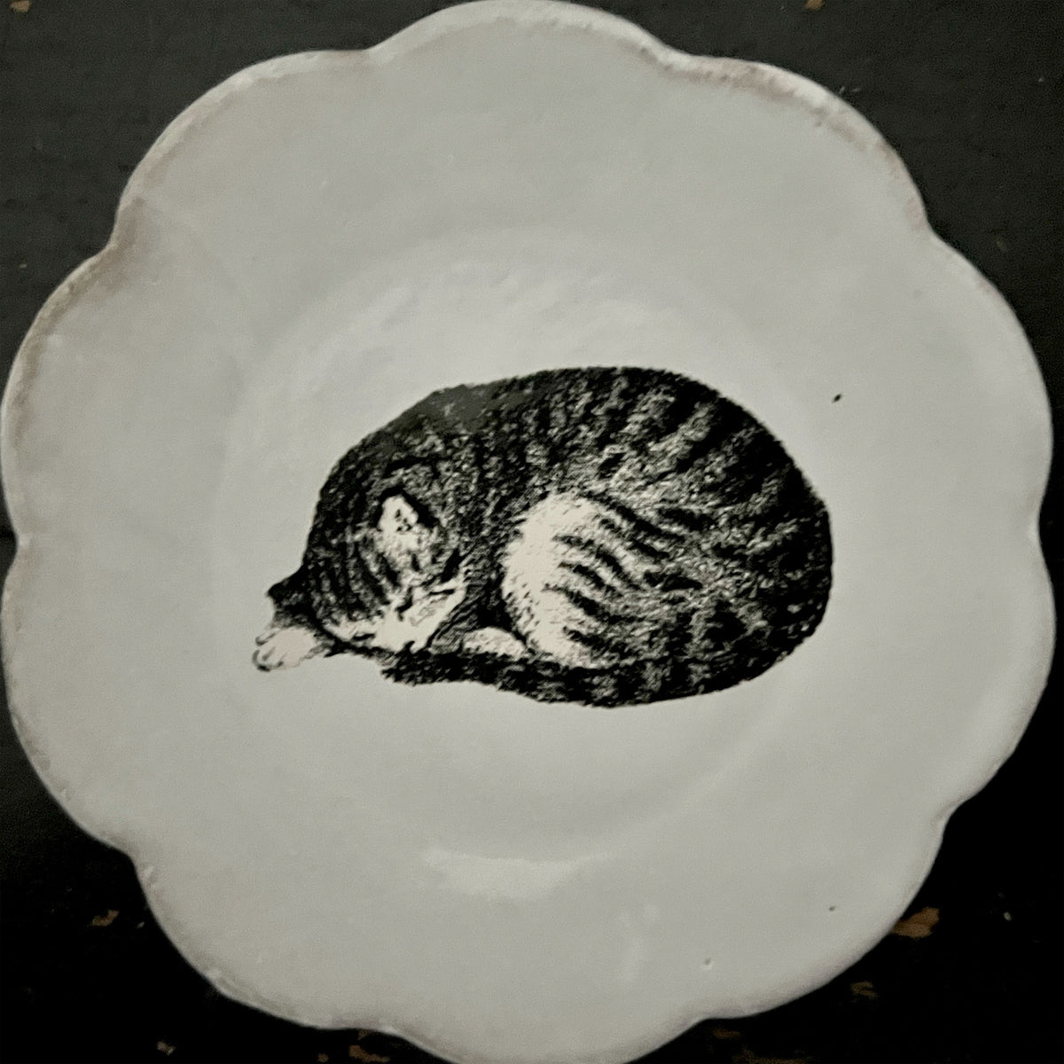 【Astier de Villatte】Small Sleeping Cat Dish
