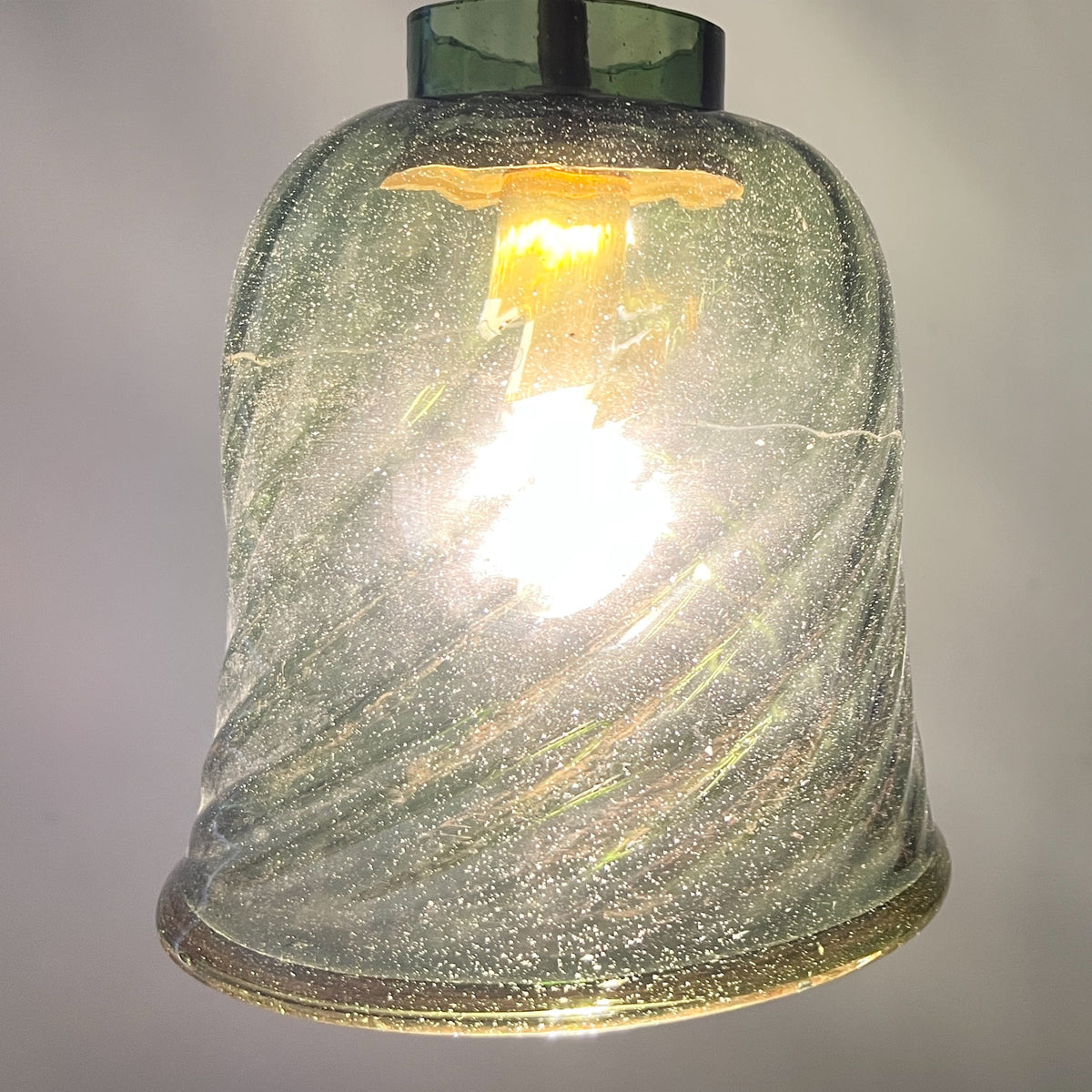 【La Soufflerie】ランプシェード Suspension Dome Vert Fume