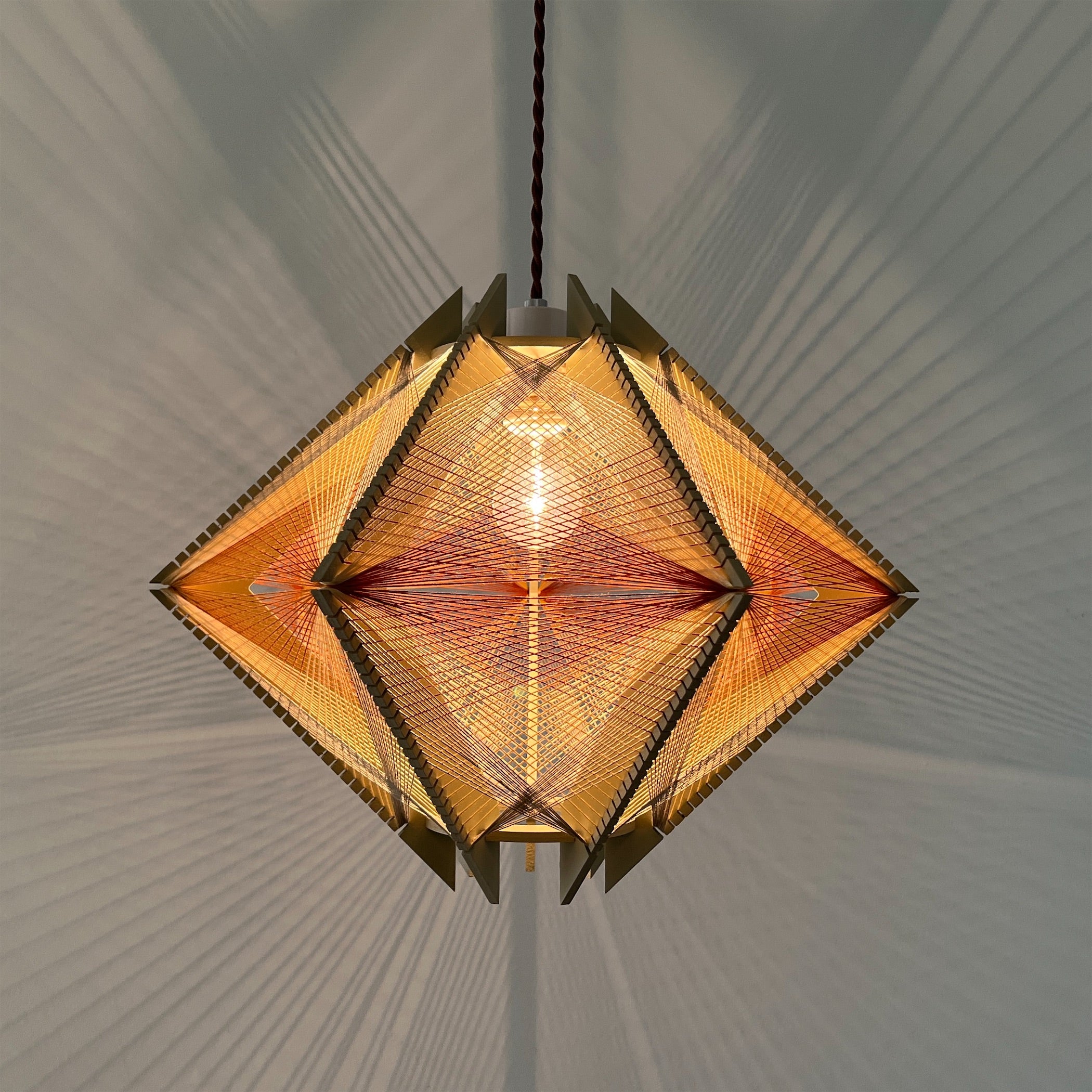 FURNITURE/LIGHTING – FEELSEEN