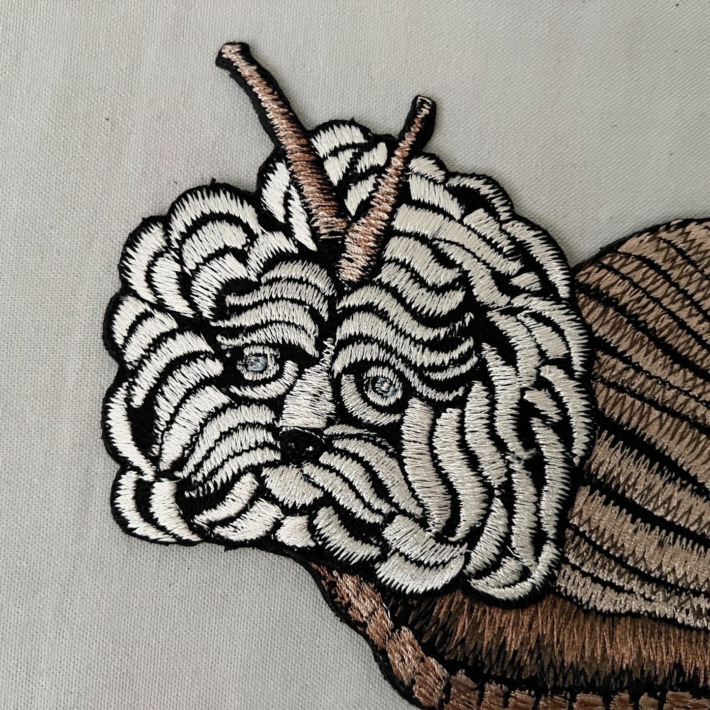 【ma.macaron】犬顔のカタツムリ