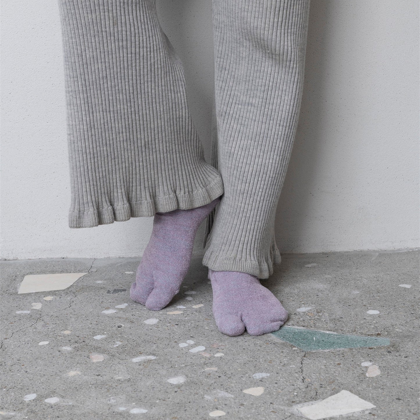 【TRICOTE】VELOR LAME TABI SOCKS 2