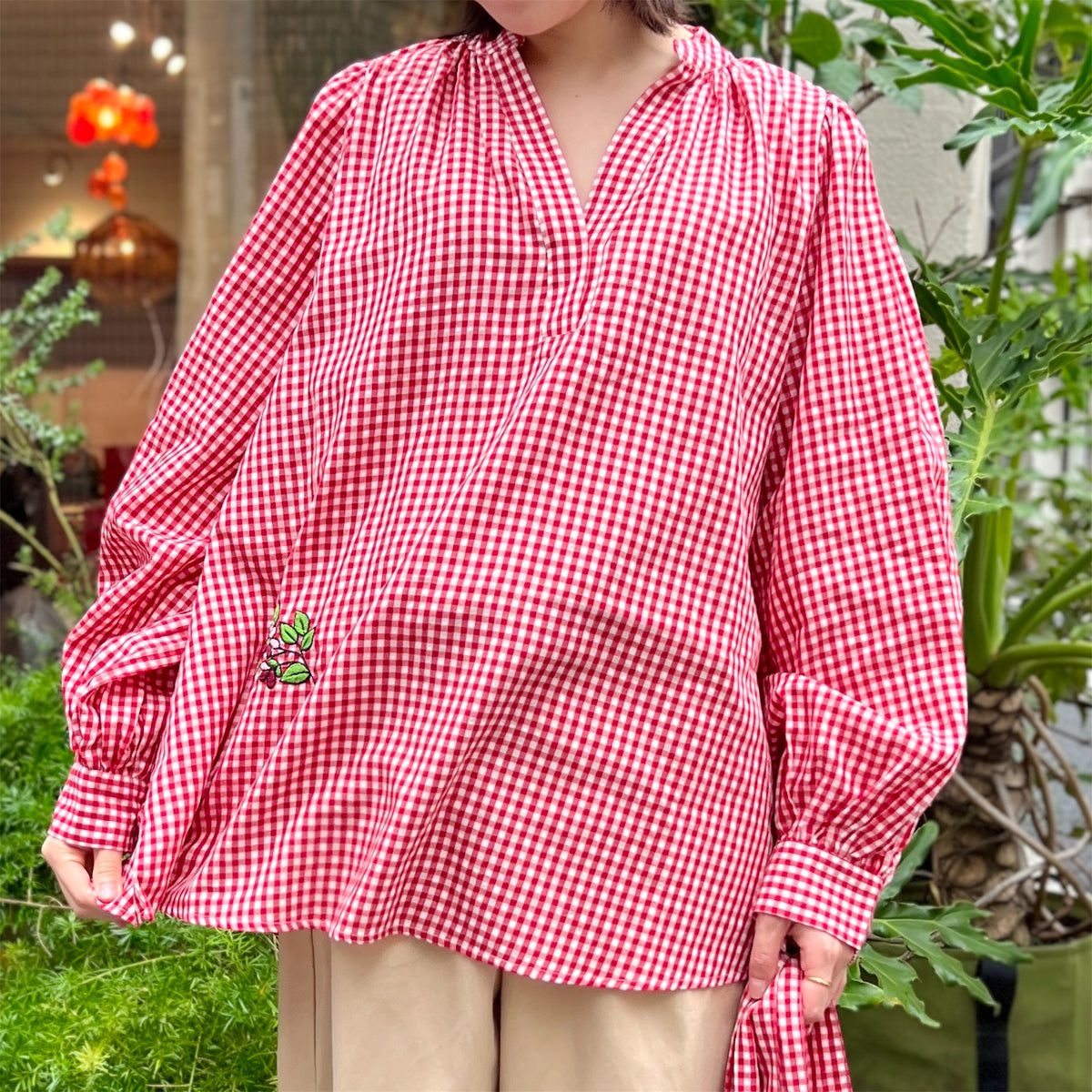 【Mii Collection】Hand Embroited Blouse #12