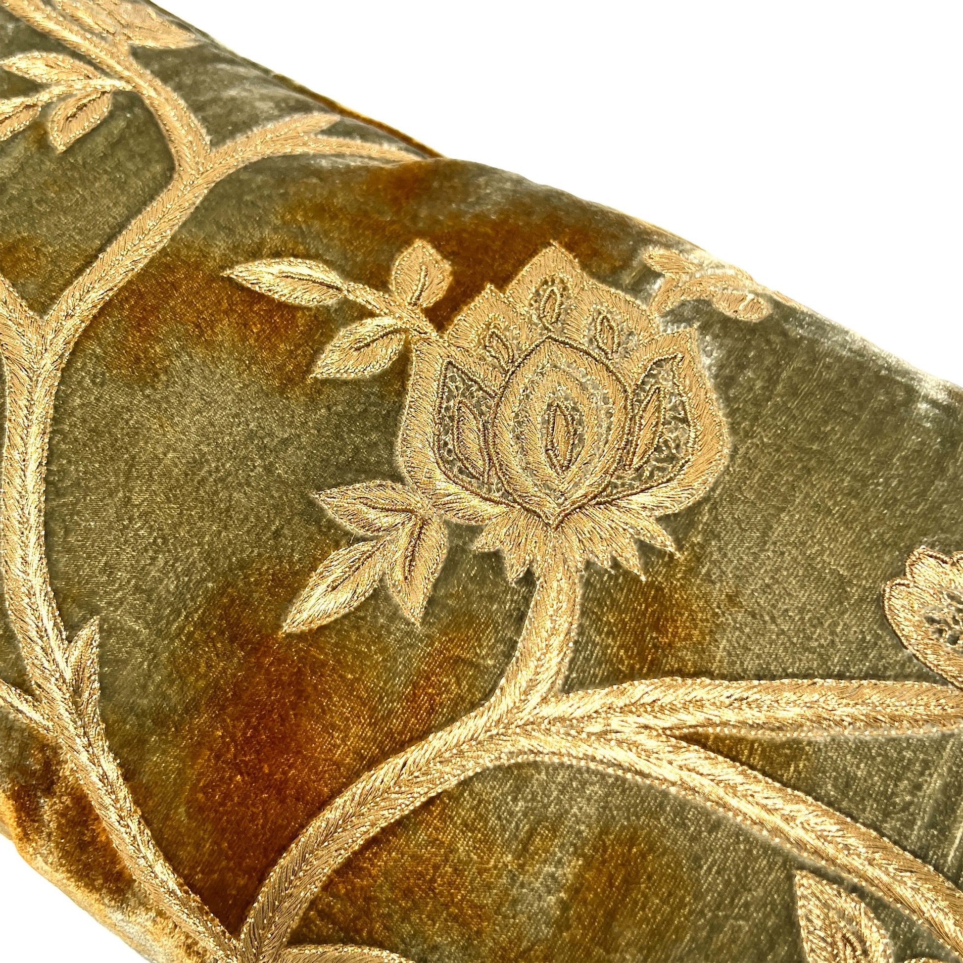 ベルベットクッションカバー 植物刺繍