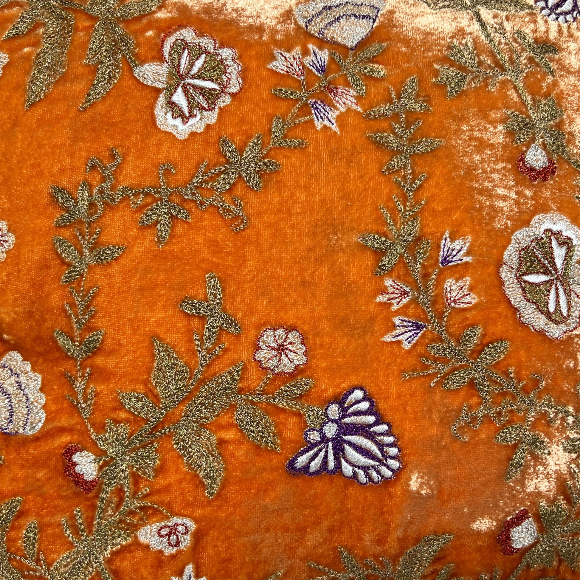 ベルベットクッションカバー 花刺繍オレンジ